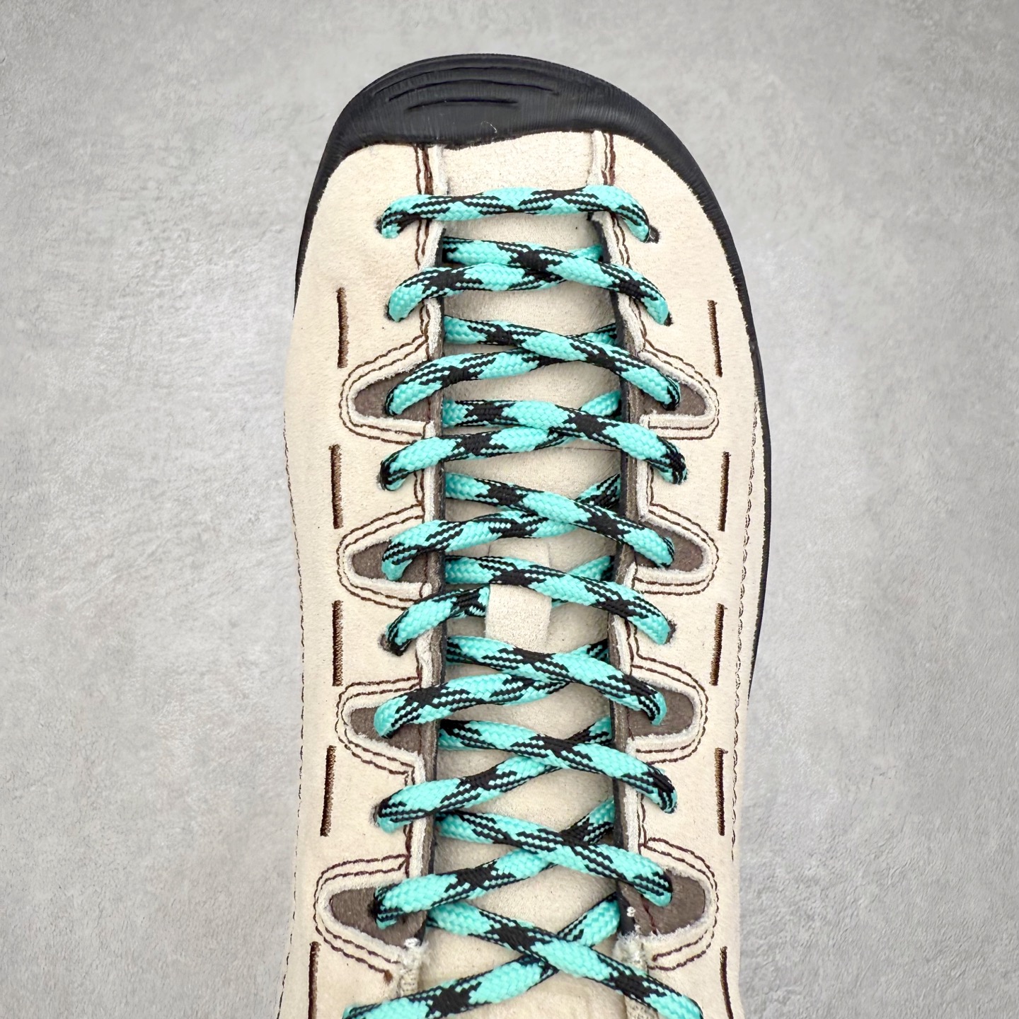 图片[4]-＃纯原 Keen Jasper Rocks SP 美国人气户外品牌-科恩贾斯珀都市系列复古低帮系带户外风露营徒步登山运动训练鞋 原楦型开发纸版 采用固色翻毛皮鞋面材质 内嵌高密度EVA发泡缓震脚垫 外置一体式包裹防滑防剐蹭耐磨橡胶大底 向经典的90年代致敬 山系神级鞋履 尺码：35 36 37 38 39 40 41 42 43 44 45-选品中心