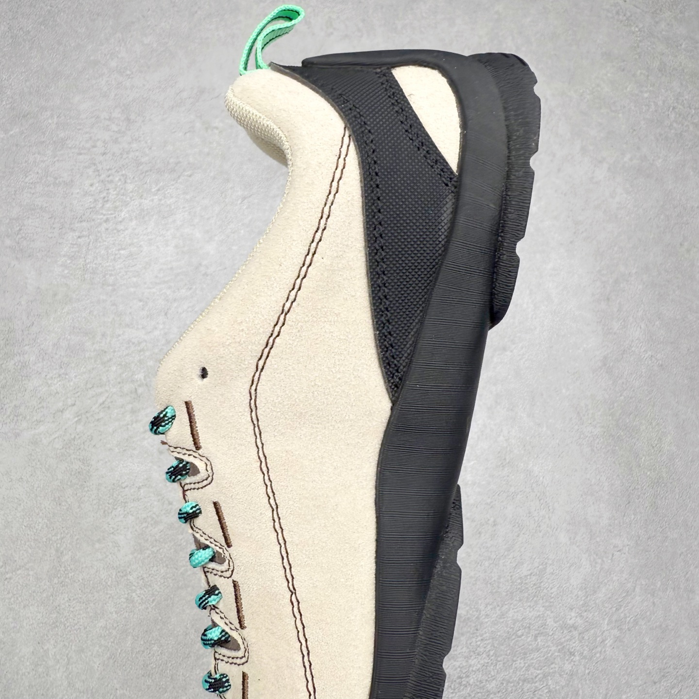 图片[7]-＃纯原 Keen Jasper Rocks SP 美国人气户外品牌-科恩贾斯珀都市系列复古低帮系带户外风露营徒步登山运动训练鞋 原楦型开发纸版 采用固色翻毛皮鞋面材质 内嵌高密度EVA发泡缓震脚垫 外置一体式包裹防滑防剐蹭耐磨橡胶大底 向经典的90年代致敬 山系神级鞋履 尺码：35 36 37 38 39 40 41 42 43 44 45-选品中心