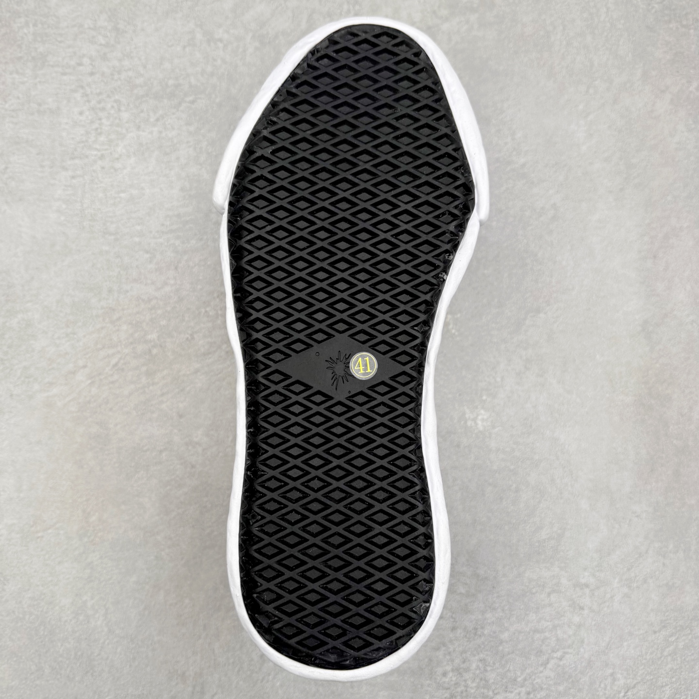 图片[9]-＃原厂 MMY/Maison MIHARA YASUHIRO Wayne Original Sole Leather Low Sneaker贝壳头版变形溶解雪糕底低帮百搭休闲运动板鞋 余文乐挚爱单品 复古溶解风 日本概念时装设计师･三原康裕品牌广东原产 原楦原纸版开发楦型 全新开发双模一次发泡点位气孔EVA中底 底部嵌入组合RB橡胶耐磨大底 采用全粒面头层皮革鞋面材质 正确织麦及包装盒 清晰后跟电绣LOGO 注意区别普通版本‼️尺码：35-45 偏大一码-选品中心