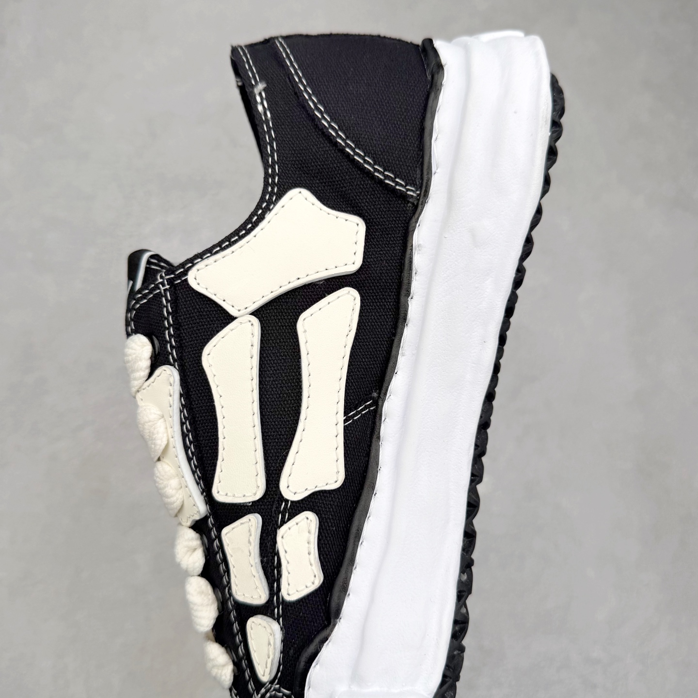 图片[7]-＃原厂 MMY/Maison MIHARA YASUHIRO Wayne Original Sole Leather Low Sneaker贝壳头版变形溶解雪糕底低帮百搭休闲运动板鞋 余文乐挚爱单品 复古溶解风 日本概念时装设计师･三原康裕品牌广东原产 原楦原纸版开发楦型 全新开发双模一次发泡点位气孔EVA中底 底部嵌入组合RB橡胶耐磨大底 采用全粒面头层皮革鞋面材质 正确织麦及包装盒 清晰后跟电绣LOGO 注意区别普通版本‼️尺码：35-45 偏大一码-选品中心