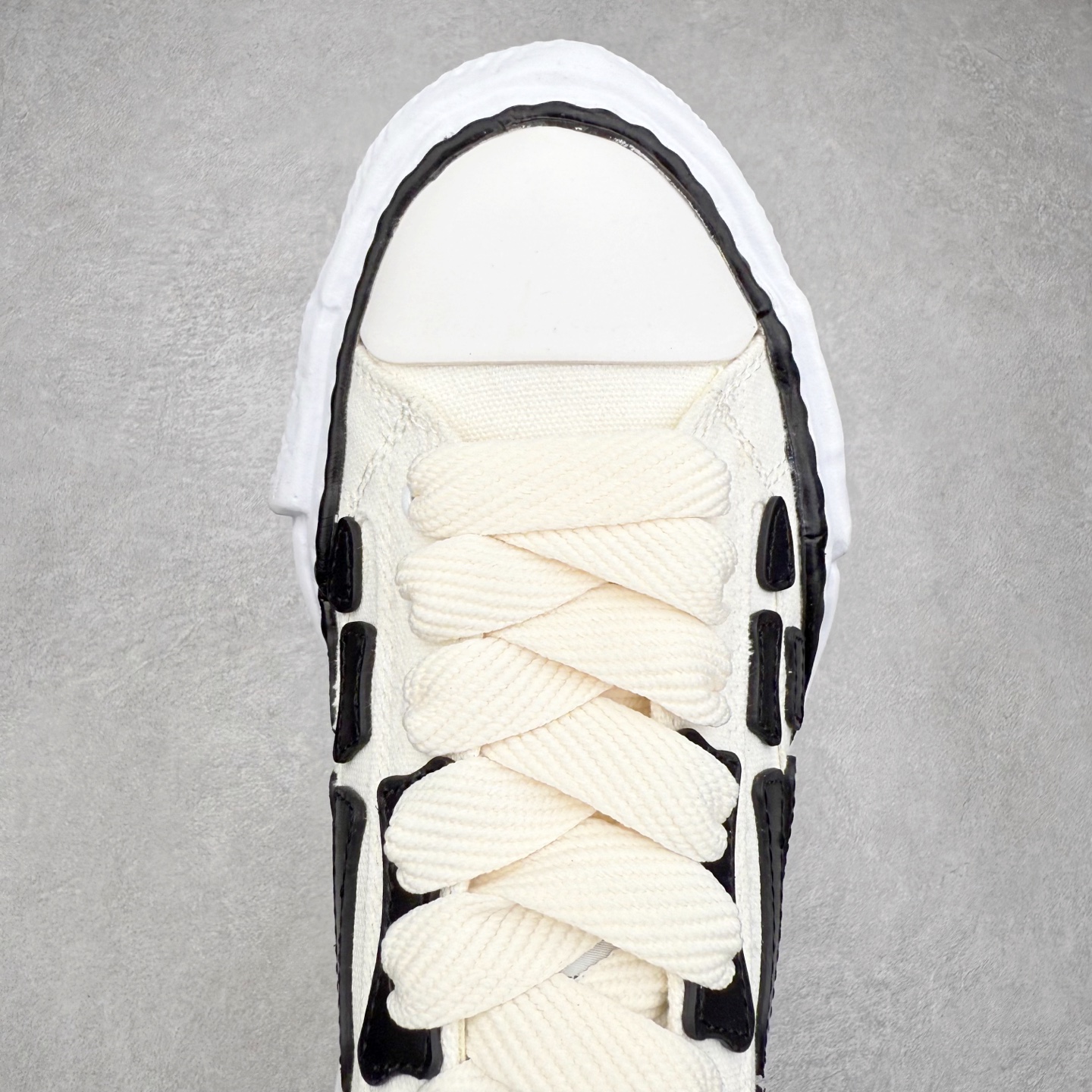 图片[4]-＃原厂 MMY/Maison MIHARA YASUHIRO Wayne Original Sole Leather Low Sneaker贝壳头版变形溶解雪糕底低帮百搭休闲运动板鞋 余文乐挚爱单品 复古溶解风 日本概念时装设计师･三原康裕品牌广东原产 原楦原纸版开发楦型 全新开发双模一次发泡点位气孔EVA中底 底部嵌入组合RB橡胶耐磨大底 采用全粒面头层皮革鞋面材质 正确织麦及包装盒 清晰后跟电绣LOGO 注意区别普通版本‼️尺码：35-45 偏大一码-选品中心