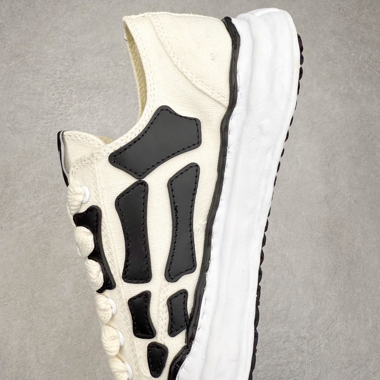 图片[7]-＃原厂 MMY/Maison MIHARA YASUHIRO Wayne Original Sole Leather Low Sneaker贝壳头版变形溶解雪糕底低帮百搭休闲运动板鞋 余文乐挚爱单品 复古溶解风 日本概念时装设计师･三原康裕品牌广东原产 原楦原纸版开发楦型 全新开发双模一次发泡点位气孔EVA中底 底部嵌入组合RB橡胶耐磨大底 采用全粒面头层皮革鞋面材质 正确织麦及包装盒 清晰后跟电绣LOGO 注意区别普通版本‼️尺码：35-45 偏大一码-选品中心