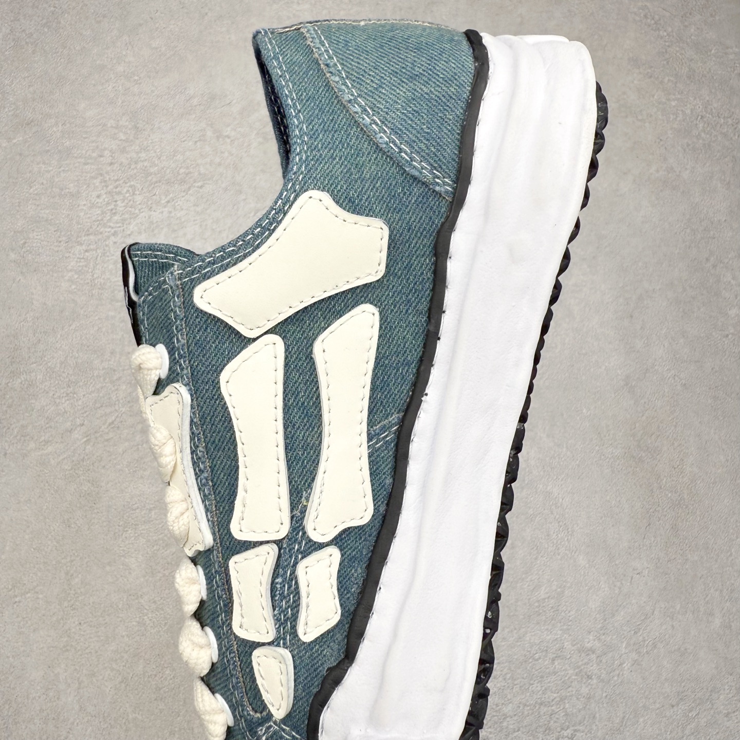 图片[7]-＃原厂 MMY/Maison MIHARA YASUHIRO Wayne Original Sole Leather Low Sneaker贝壳头版变形溶解雪糕底低帮百搭休闲运动板鞋 余文乐挚爱单品 复古溶解风 日本概念时装设计师･三原康裕品牌广东原产 原楦原纸版开发楦型 全新开发双模一次发泡点位气孔EVA中底 底部嵌入组合RB橡胶耐磨大底 采用全粒面头层皮革鞋面材质 正确织麦及包装盒 清晰后跟电绣LOGO 注意区别普通版本‼️尺码：35-45 偏大一码-选品中心