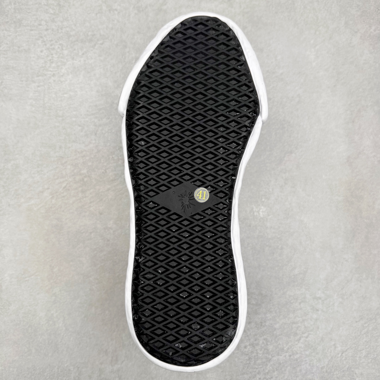 图片[9]-＃原厂 MMY/Maison MIHARA YASUHIRO Wayne Original Sole Leather Low Sneaker贝壳头版变形溶解雪糕底低帮百搭休闲运动板鞋 余文乐挚爱单品 复古溶解风 日本概念时装设计师･三原康裕品牌广东原产 原楦原纸版开发楦型 全新开发双模一次发泡点位气孔EVA中底 底部嵌入组合RB橡胶耐磨大底 采用全粒面头层皮革鞋面材质 正确织麦及包装盒 清晰后跟电绣LOGO 注意区别普通版本‼️尺码：35-45 偏大一码-选品中心