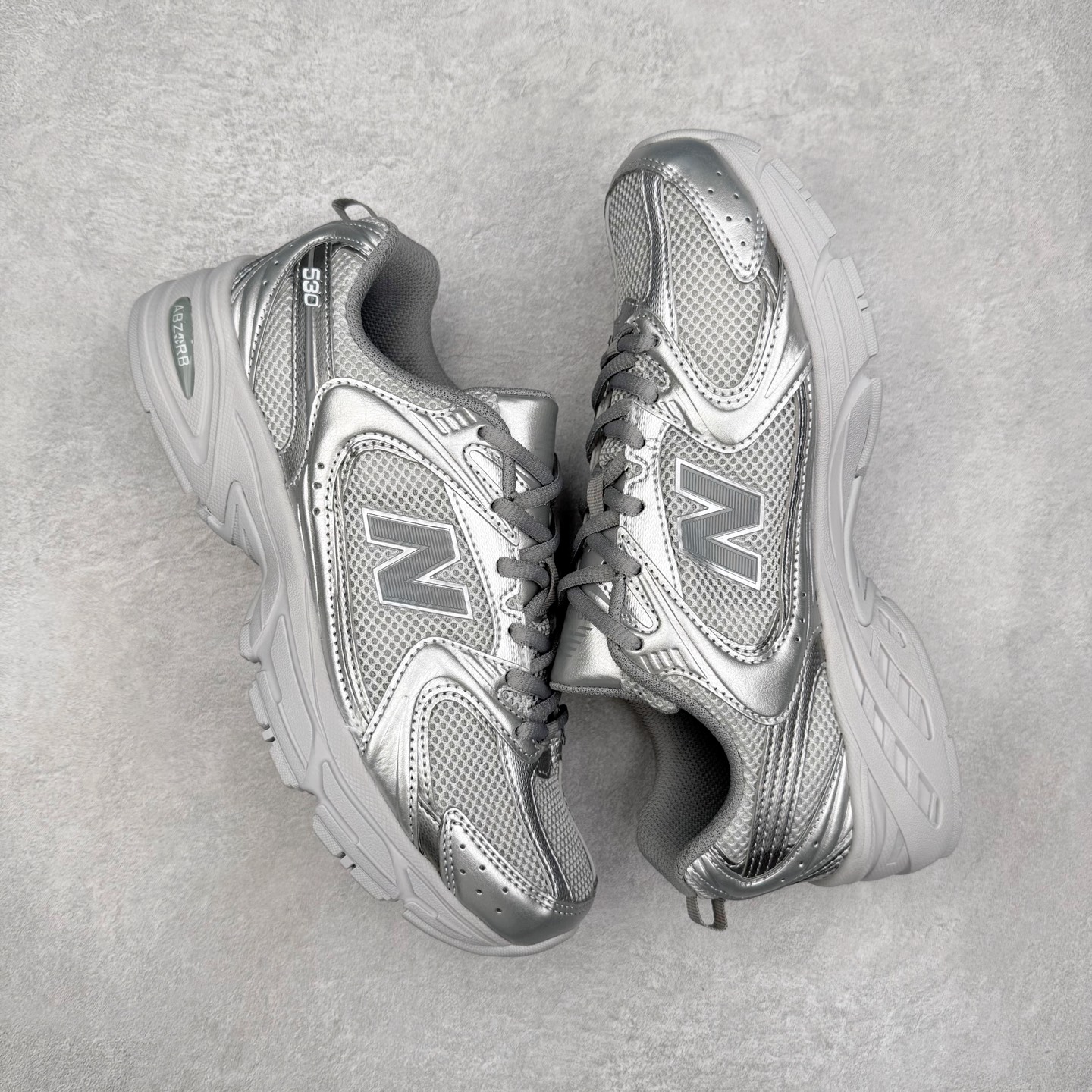 图片[3]-＃纯原 New Balance NB530 全套原楦原纸板原厂数据开发 原厂网纱 原装进口皮料正确卡色 正确中底拉帮中底网布细节 冲裁组合 匠心打造 耗时两个月开发完成 工艺极其复杂难度可想而知 新开独立私模大底 全网唯一正确做旧组合大底 高端零售专供产物 尺码：36 37 37.5 38 38.5 39.5 40 40.5 41.5 42 42.5 43 44 44.5-选品中心