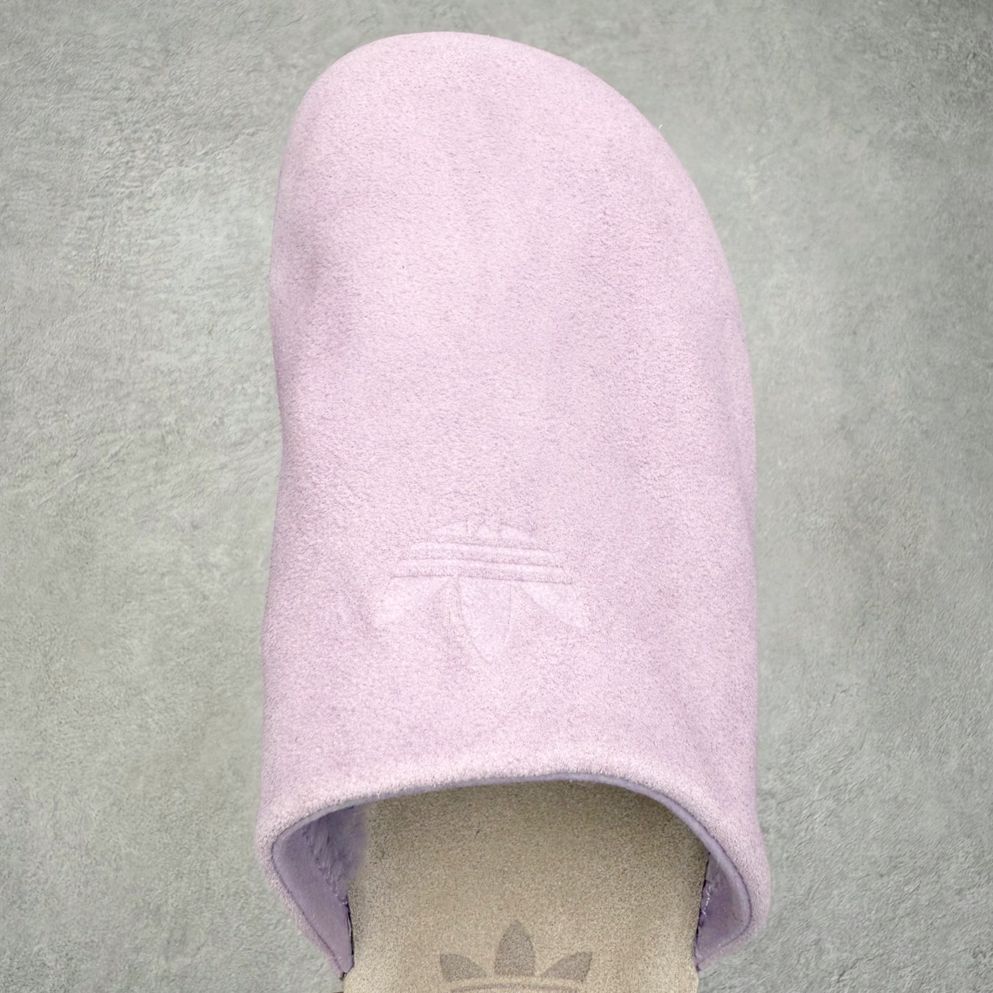 图片[4]-AD Originals Adimule 舒适百搭防磨包头拖鞋 男女同款 实拍调校N版已经零色差零失真 百分百还原实物色彩所见即所得 不存在货不对板色差等低级问题 选购参考实物拍摄 不混卖不参货 只用心做好货严格选品 承诺混一赔十 尺码：36 36.5 37.5 38 38.5 39 40 40.5 41 42 42.5 43 44 44.5 45-选品中心