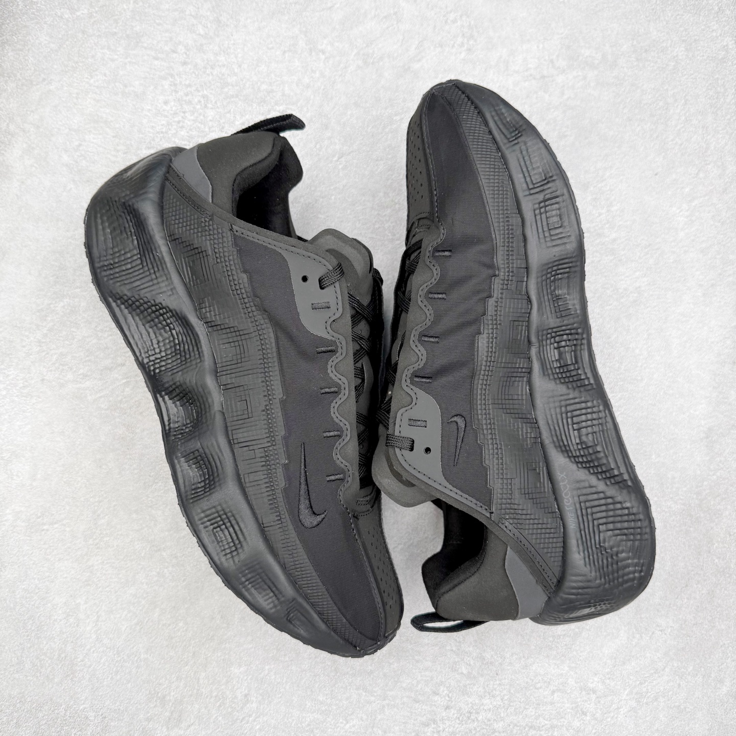 图片[3]-HYEIN SEO x NK Ava Rover 百搭舒适耐磨低帮跑步鞋 男女同款 流线型轮廓，通过轻薄物料鞋面结合 TPU 网格状支撑示人，增厚的中底材质选用 ReactX 加持，华夫外底收尾。鞋垫与后跟鞋提，克制点缀 Hyein Seo 字样。鞋垫与鞋提则采用菱形格纹的变化元素呈现。实拍调校N版已经零色差零失真 百分百还原实物色彩所见即所得 不存在货不对板色差等低级问题 选购参考实物拍摄 不混卖不参货 只用心做好货严格选品 承诺混一赔十 尺码：36 36.5 37.5 38 38.5 39 40 40.5 41 42 42.5 43 44 44.5 45-选品中心