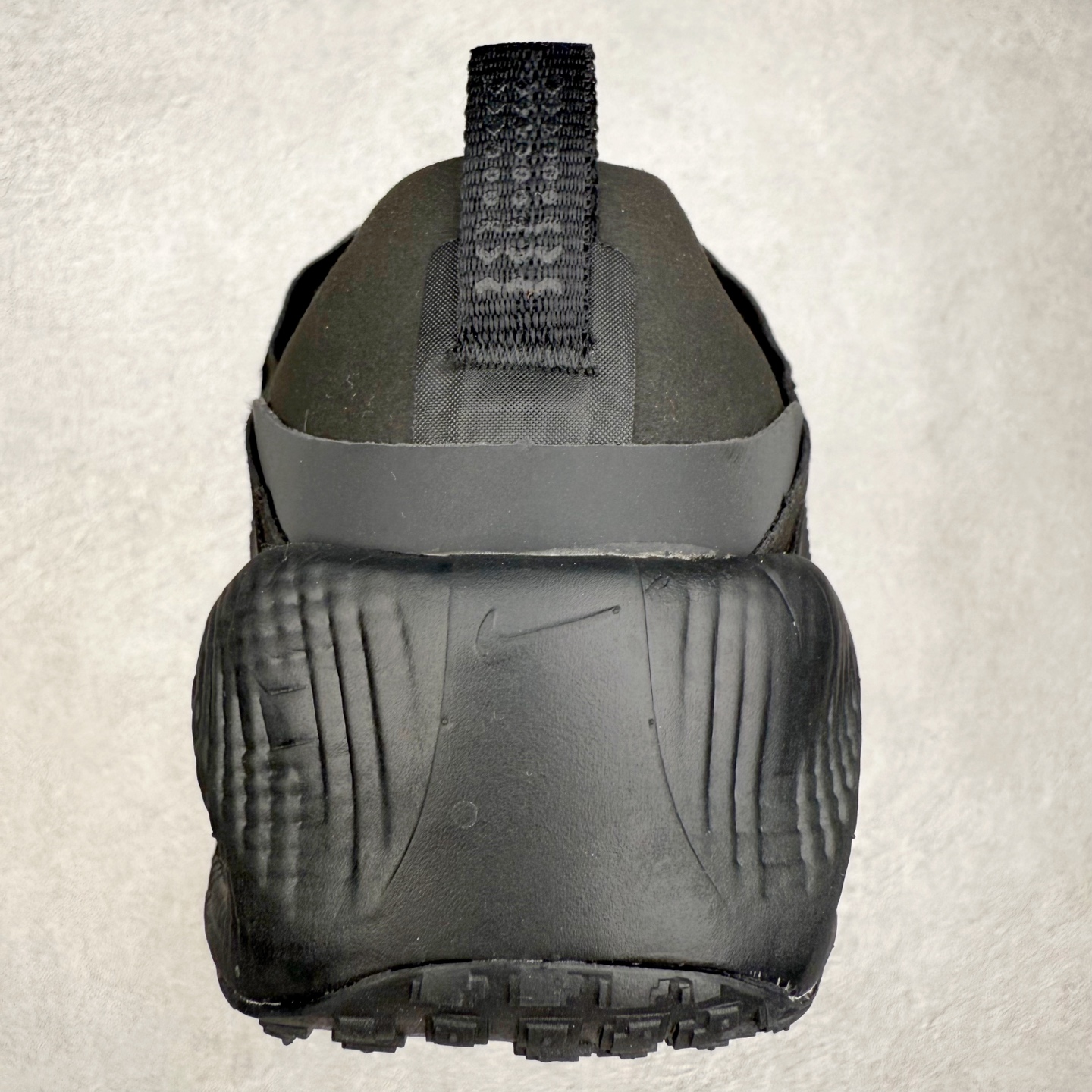 图片[8]-HYEIN SEO x NK Ava Rover 百搭舒适耐磨低帮跑步鞋 男女同款 流线型轮廓，通过轻薄物料鞋面结合 TPU 网格状支撑示人，增厚的中底材质选用 ReactX 加持，华夫外底收尾。鞋垫与后跟鞋提，克制点缀 Hyein Seo 字样。鞋垫与鞋提则采用菱形格纹的变化元素呈现。实拍调校N版已经零色差零失真 百分百还原实物色彩所见即所得 不存在货不对板色差等低级问题 选购参考实物拍摄 不混卖不参货 只用心做好货严格选品 承诺混一赔十 尺码：36 36.5 37.5 38 38.5 39 40 40.5 41 42 42.5 43 44 44.5 45-选品中心