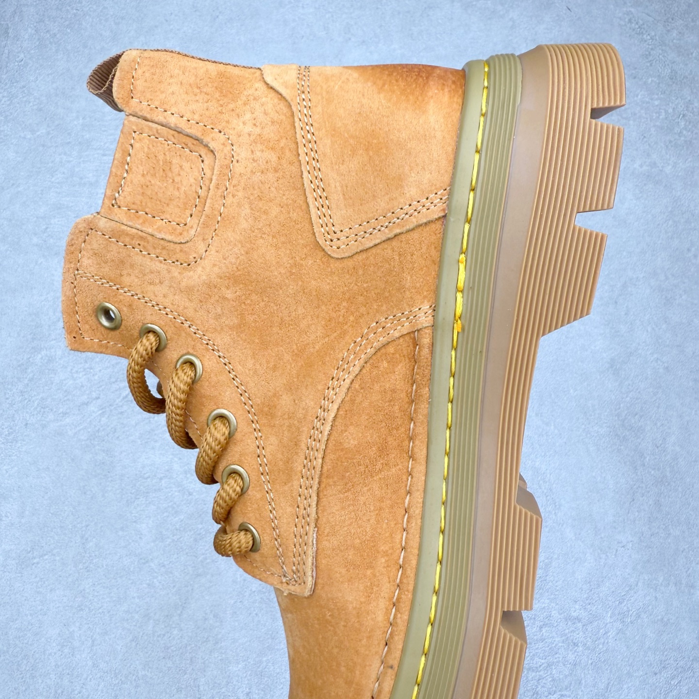 图片[7]-Timberland 添柏岚/天伯伦 25秋冬新款 经典户外休闲大黄靴 广东大厂品质 原盒原包装 面料采用意大利🇮🇹顶级磨砂细纹牛皮搭配防臭防腐真皮乳胶鞋垫给您完美的穿着体验 质量考究耐穿型男必备 专治不帅 高品质脚感一流 货号：TB99350 尺码：39 40 41 42 43 44 (标准码)-选品中心