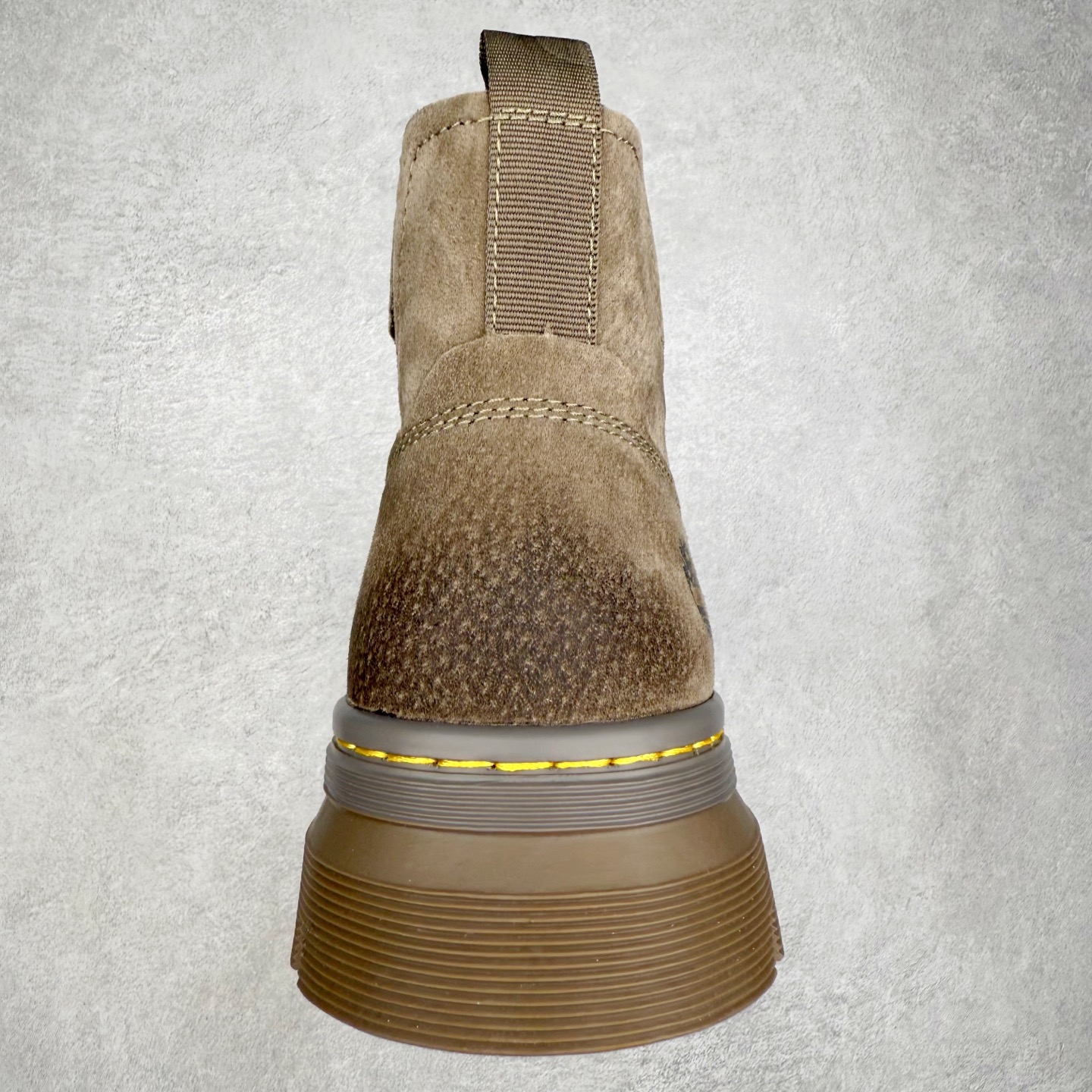 图片[8]-Timberland 添柏岚/天伯伦 25秋冬新款 经典户外休闲大黄靴 广东大厂品质 原盒原包装 面料采用意大利🇮🇹顶级磨砂细纹牛皮搭配防臭防腐真皮乳胶鞋垫给您完美的穿着体验 质量考究耐穿型男必备 专治不帅 高品质脚感一流 货号：TB99350 尺码：39 40 41 42 43 44 (标准码)-选品中心