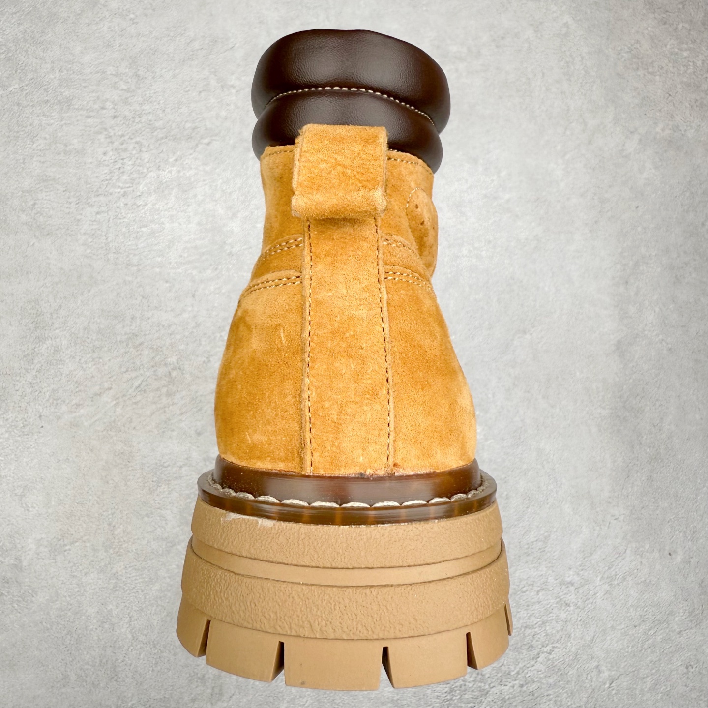 图片[8]-CAT卡特 户外工装轻底休闲马丁靴大黄靴系列 广东大厂品质 全新工艺升级 全鞋真牛皮材料 大底到五金都是代工厂原材料制作 同原版固特异永不开胶工艺 好货不杀猪 首单质量严格把控 全网独家首发 品质毋庸置疑 全套官网统一包装 今年冬季防寒户外专用 日常随意搭配 尺码：39 40 41 42 43 44（皮鞋码）-选品中心