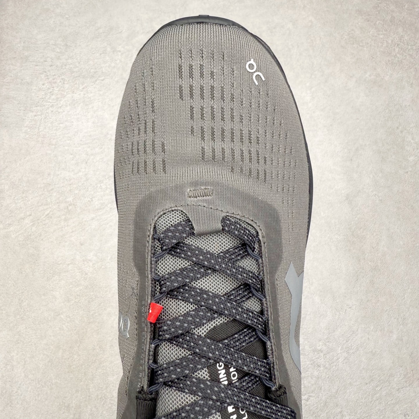 图片[4]-＃DT On昂跑 Cloudmonster 2 舒适百搭低帮训练跑步鞋 此运动品牌 开创于2010年 缓震着陆、强效回弹、轻柔质感的设计构思始终是ON研制关键 与此同时基于“为全球提供革新性的跑步感受”信念 陆续推出了多款跑鞋及其以专业运动人体跑步工程学为设计关键的功能性跑步服饰设备 让跑者不费力气地畅快畅跑 尺码：36 36.5 37.5 38 38.5 39 40 40.5 41 42 42.5 43 44 44.5 45-选品中心