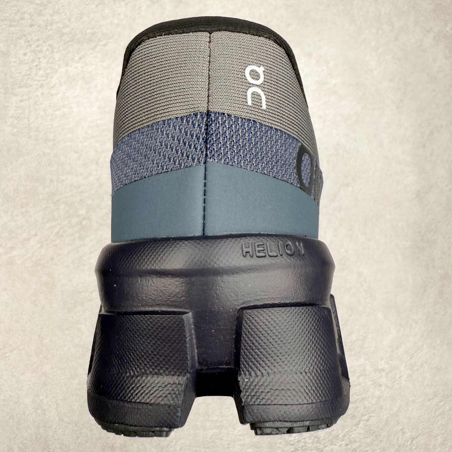 图片[8]-＃DT On昂跑 Cloudmonster 2 舒适百搭低帮训练跑步鞋 此运动品牌 开创于2010年 缓震着陆、强效回弹、轻柔质感的设计构思始终是ON研制关键 与此同时基于“为全球提供革新性的跑步感受”信念 陆续推出了多款跑鞋及其以专业运动人体跑步工程学为设计关键的功能性跑步服饰设备 让跑者不费力气地畅快畅跑 尺码：36 36.5 37.5 38 38.5 39 40 40.5 41 42 42.5 43 44 44.5 45-选品中心