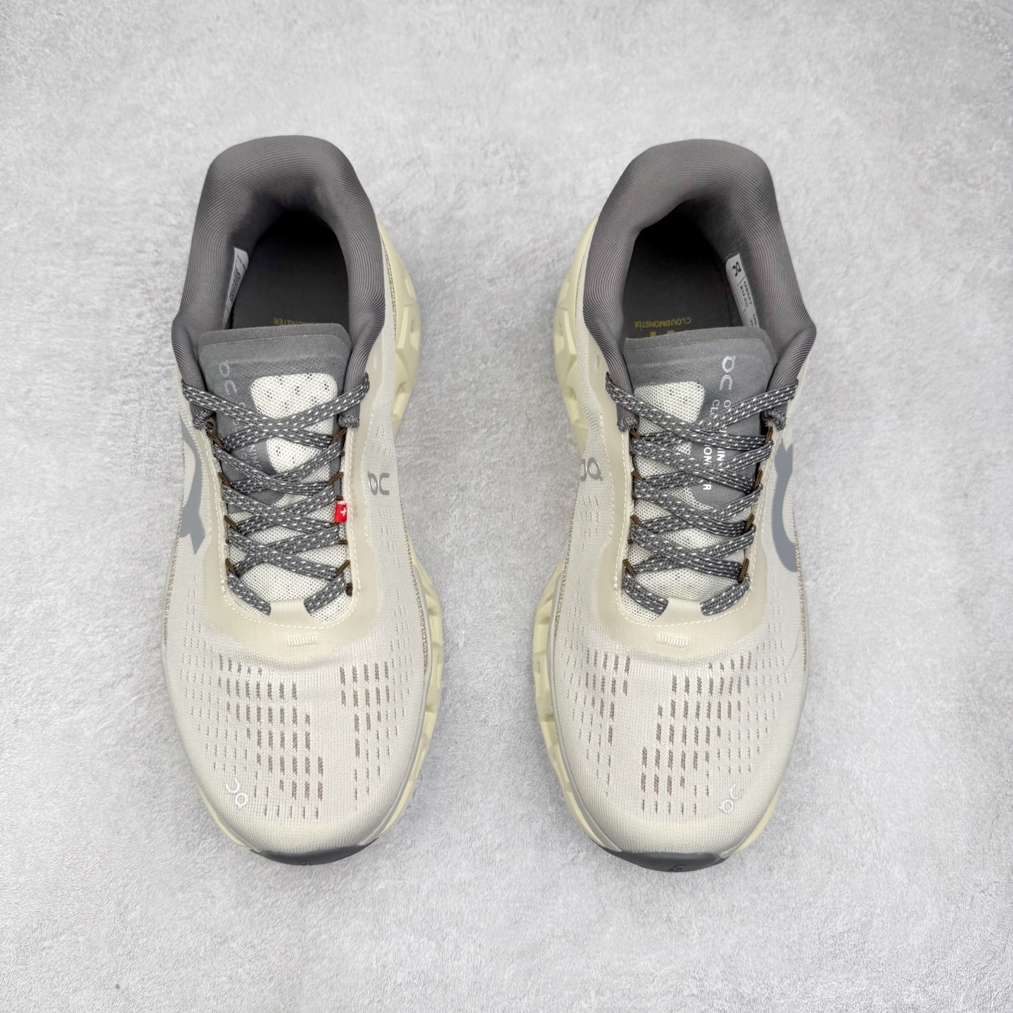 图片[2]-＃DT On昂跑 Cloudmonster 2 舒适百搭低帮训练跑步鞋 此运动品牌 开创于2010年 缓震着陆、强效回弹、轻柔质感的设计构思始终是ON研制关键 与此同时基于“为全球提供革新性的跑步感受”信念 陆续推出了多款跑鞋及其以专业运动人体跑步工程学为设计关键的功能性跑步服饰设备 让跑者不费力气地畅快畅跑 尺码：36 36.5 37.5 38 38.5 39 40 40.5 41 42 42.5 43 44 44.5 45-选品中心