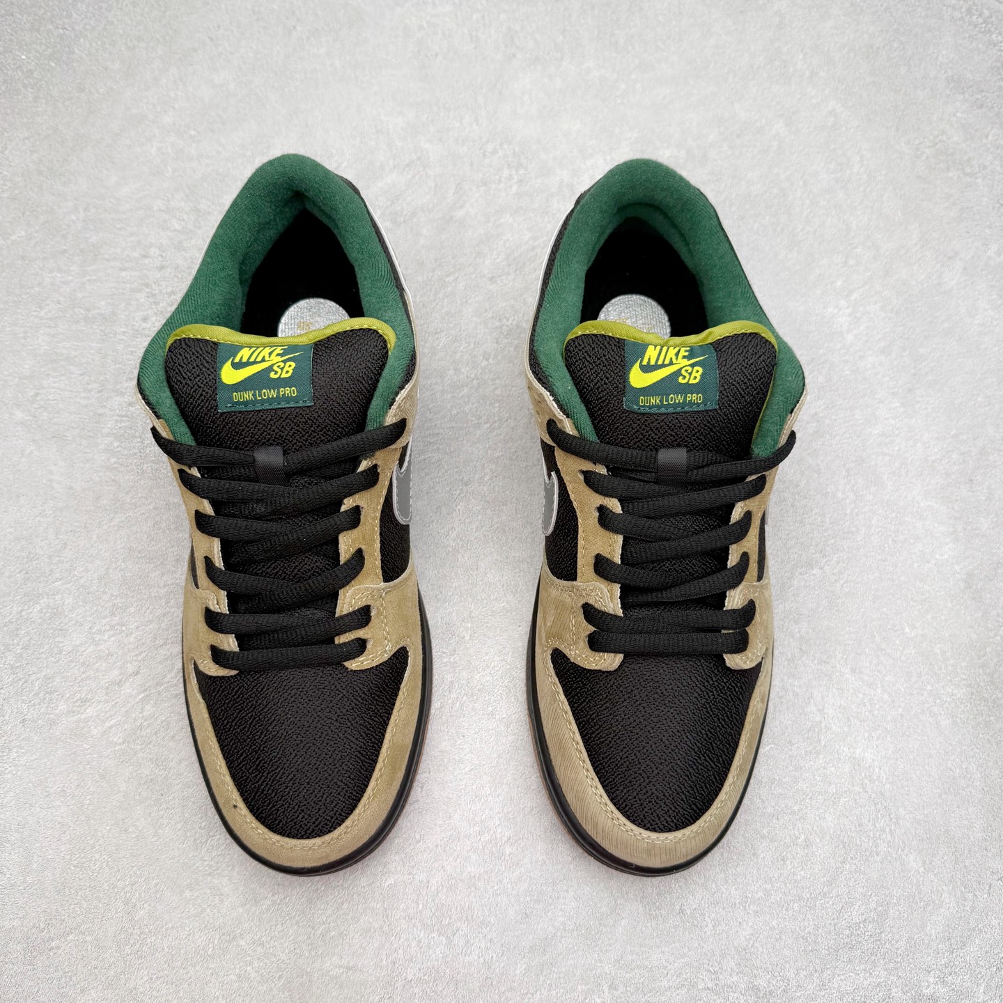 图片[2]-＃F版 NK SB Dunk Low FQ7585-200 极限压缩利润空间 超乎所想的高性价比 用料绝不含糊 原盒原配 正确耐磨橡胶大底 超高清洁度 全鞋零毛边皮料切割 全套原楦原模倾力打造完美版型 尺码：36 36.5 37.5 38 38.5 39 40 40.5 41 42 42.5 43 44 44.5 45 46 47.5-选品中心