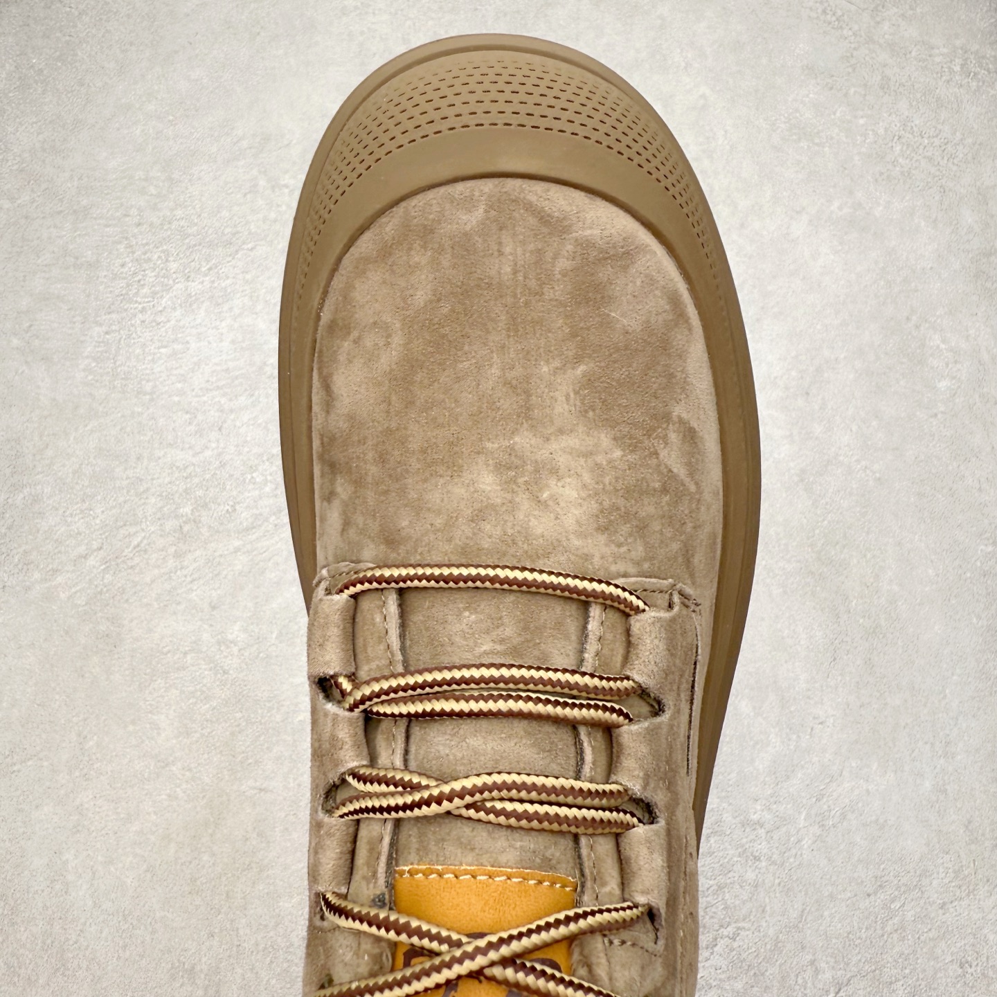 图片[4]-UGG Tasman Weather Hybrid 塔斯曼混合系列轻量休闲鞋 UGG秋冬新品（毛绒一体内里🔥保暖锁热）秋冬必备 户外男士休闲鞋雪地靴系列 广东大厂品质 秋冬新款 时尚潮流搭配 面料釆用意大利进口磨砂牛皮 全鞋真牛皮材料 大底到五金都是代工厂原材料制作 好货不杀猪 首单质量严格把控 全套官网统一包装 今年冬季防寒户外专用产品 日常随意搭配 型男必备 尺码：39-44-选品中心