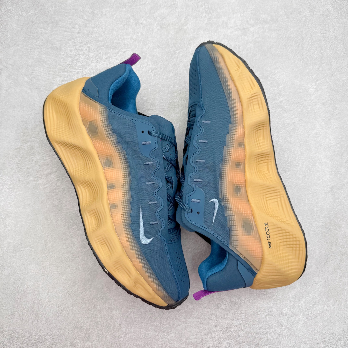 图片[3]-HYEIN SEO x NK Ava Rover 百搭舒适耐磨低帮跑步鞋 男女同款 流线型轮廓，通过轻薄物料鞋面结合 TPU 网格状支撑示人，增厚的中底材质选用 ReactX 加持，华夫外底收尾。鞋垫与后跟鞋提，克制点缀 Hyein Seo 字样。鞋垫与鞋提则采用菱形格纹的变化元素呈现。实拍调校N版已经零色差零失真 百分百还原实物色彩所见即所得 不存在货不对板色差等低级问题 选购参考实物拍摄 不混卖不参货 只用心做好货严格选品 承诺混一赔十 尺码：36 36.5 37.5 38 38.5 39 40 40.5 41 42 42.5 43 44 44.5 45-选品中心