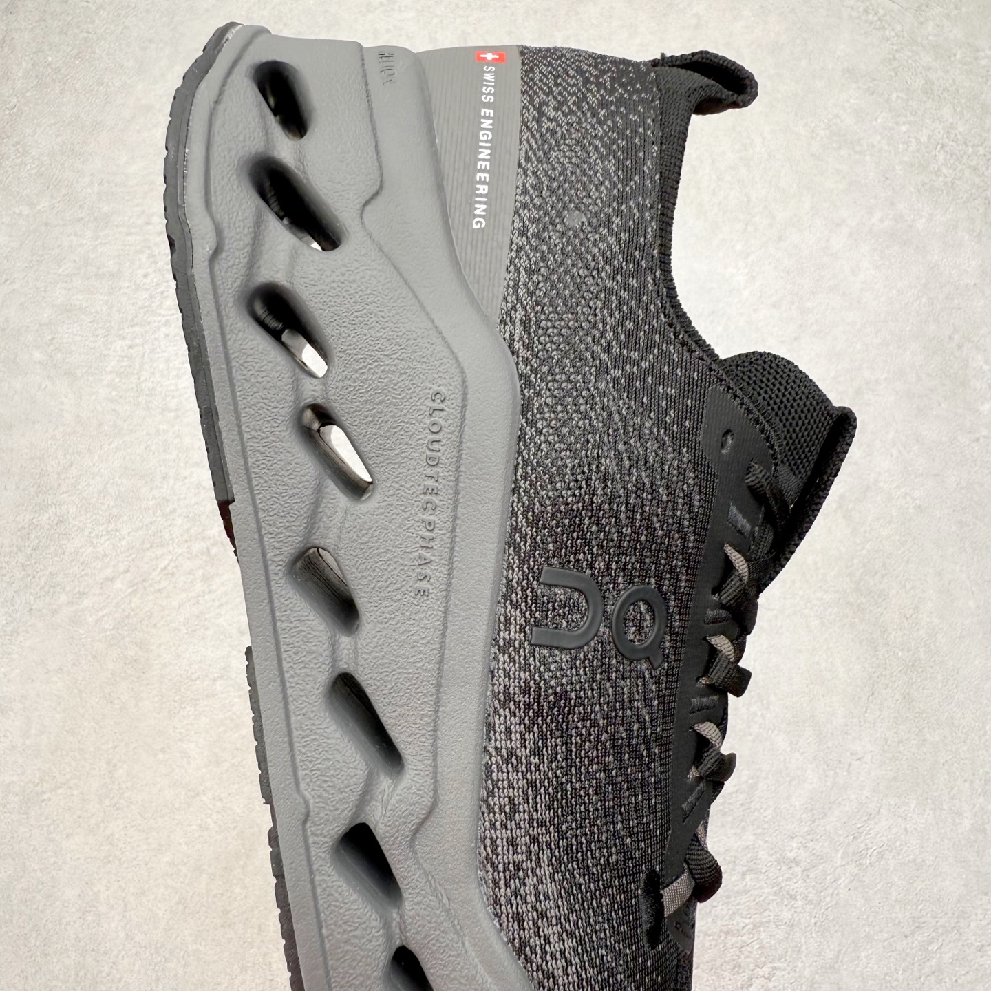 图片[6]-＃DT On昂跑 Cloudsurfer Max 舒适柔软 休闲跑步鞋 此运动品牌 开创于2010年 缓震着陆、强效回弹、轻柔质感的设计构思始终是ON研制关键 与此同时基于“为全球提供革新性的跑步感受”信念 陆续推出了多款跑鞋及其以专业运动人体跑步工程学为设计关键的功能性跑步服饰设备 让跑者不费力气地畅快畅跑 尺码：36 36.5 37.5 38 38.5 39 40 40.5 41 42 42.5 43 44 44.5 45-选品中心