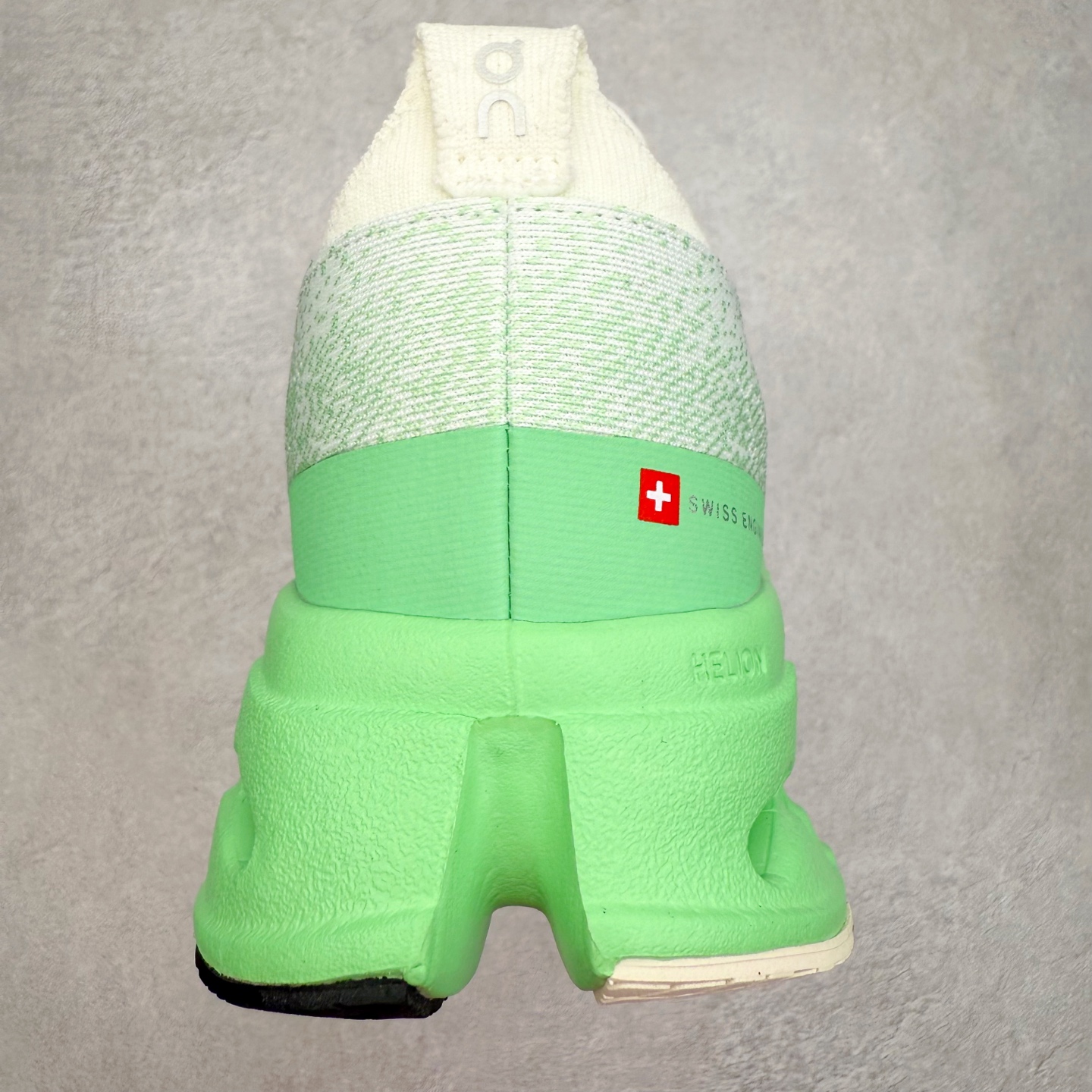 图片[8]-＃DT On昂跑 Cloudsurfer Max 舒适柔软 休闲跑步鞋 此运动品牌 开创于2010年 缓震着陆、强效回弹、轻柔质感的设计构思始终是ON研制关键 与此同时基于“为全球提供革新性的跑步感受”信念 陆续推出了多款跑鞋及其以专业运动人体跑步工程学为设计关键的功能性跑步服饰设备 让跑者不费力气地畅快畅跑 尺码：36 36.5 37.5 38 38.5 39 40 40.5 41 42 42.5 43 44 44.5 45-选品中心