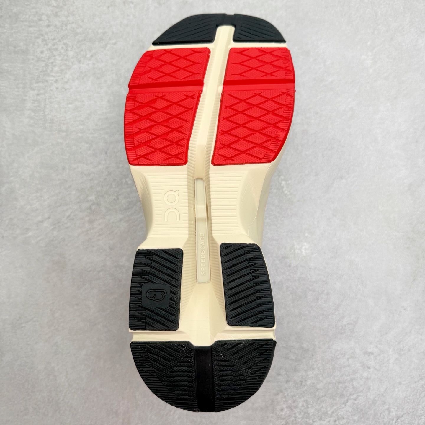 图片[9]-＃DT On昂跑 Cloudpulse 系列网布舒适简约 减震防滑低帮训练鞋 此运动品牌 开创于2010年 缓震着陆、强效回弹、轻柔质感的设计构思始终是ON研制关键 与此同时基于“为全球提供革新性的跑步感受”信念 陆续推出了多款跑鞋及其以专业运动人体跑步工程学为设计关键的功能性跑步服饰设备 让跑者不费力气地畅快畅跑 尺码：36 36.5 37.5 38 38.5 39 40 40.5 41 42 42.5 43 44 44.5 45-选品中心