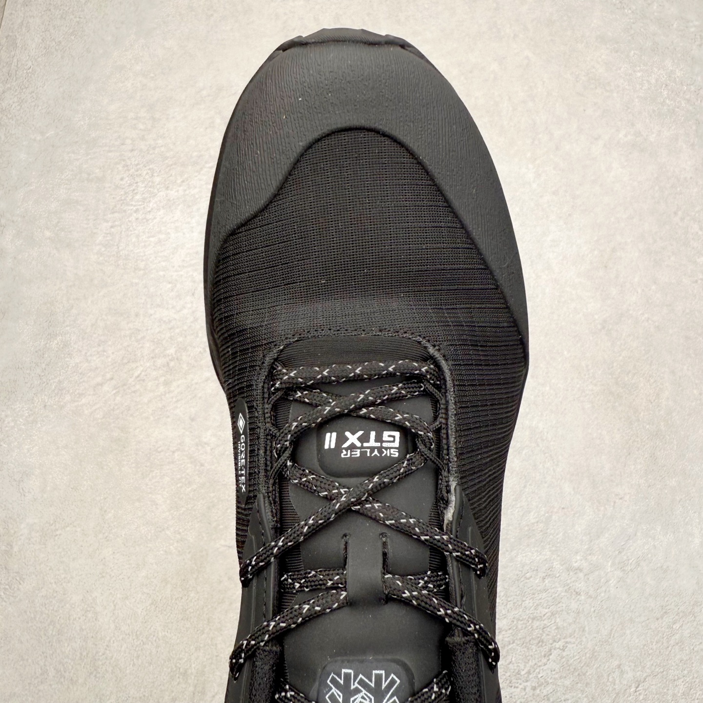 图片[4]-＃HP KOLON SPORT Skyler 2 舒适柔软 防水支撑轻便回弹低帮徒步鞋 男女同款 KOLON SPORT 可隆1973年诞生，并首次推出登山装备。自创立起，KOLON SPORT就把绿色定为基本色调，以常青树为品牌标志，坚持以关爱自然为己任，积极探求自然界的舒适，并以此应用于新产品的开发与研究。40多年来，历经不断革新，成就高端专业户外品牌。实拍调校N版已经零色差零失真 百分百还原实物色彩所见即所得 不存在货不对板色差等低级问题 选购参考实物拍摄 不混卖不参货 只用心做好货严格选品 承诺混一赔十 尺码：39 40 40.5 41 42 42.5 43 44 44.5 45-选品中心