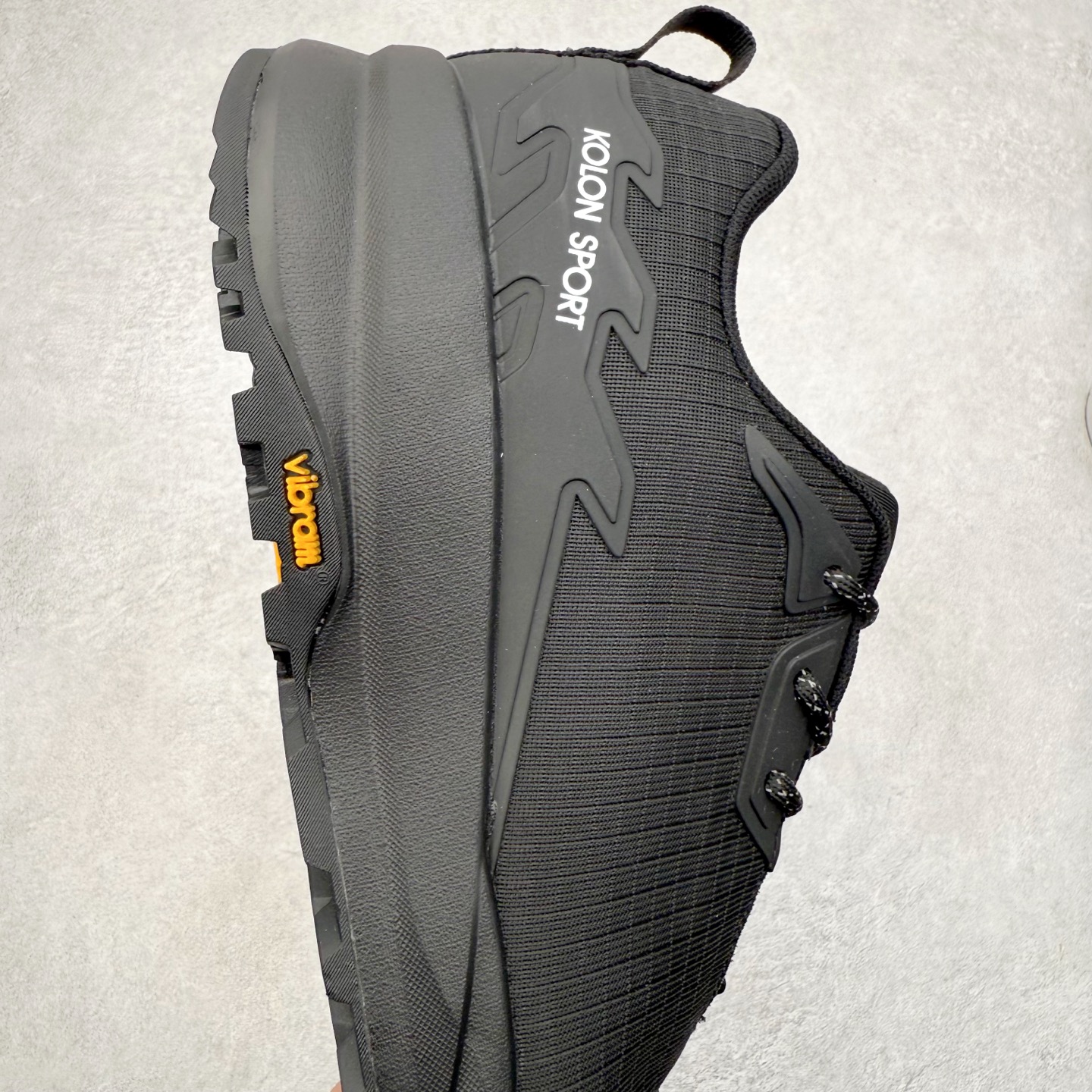 图片[6]-＃HP KOLON SPORT Skyler 2 舒适柔软 防水支撑轻便回弹低帮徒步鞋 男女同款 KOLON SPORT 可隆1973年诞生，并首次推出登山装备。自创立起，KOLON SPORT就把绿色定为基本色调，以常青树为品牌标志，坚持以关爱自然为己任，积极探求自然界的舒适，并以此应用于新产品的开发与研究。40多年来，历经不断革新，成就高端专业户外品牌。实拍调校N版已经零色差零失真 百分百还原实物色彩所见即所得 不存在货不对板色差等低级问题 选购参考实物拍摄 不混卖不参货 只用心做好货严格选品 承诺混一赔十 尺码：39 40 40.5 41 42 42.5 43 44 44.5 45-选品中心