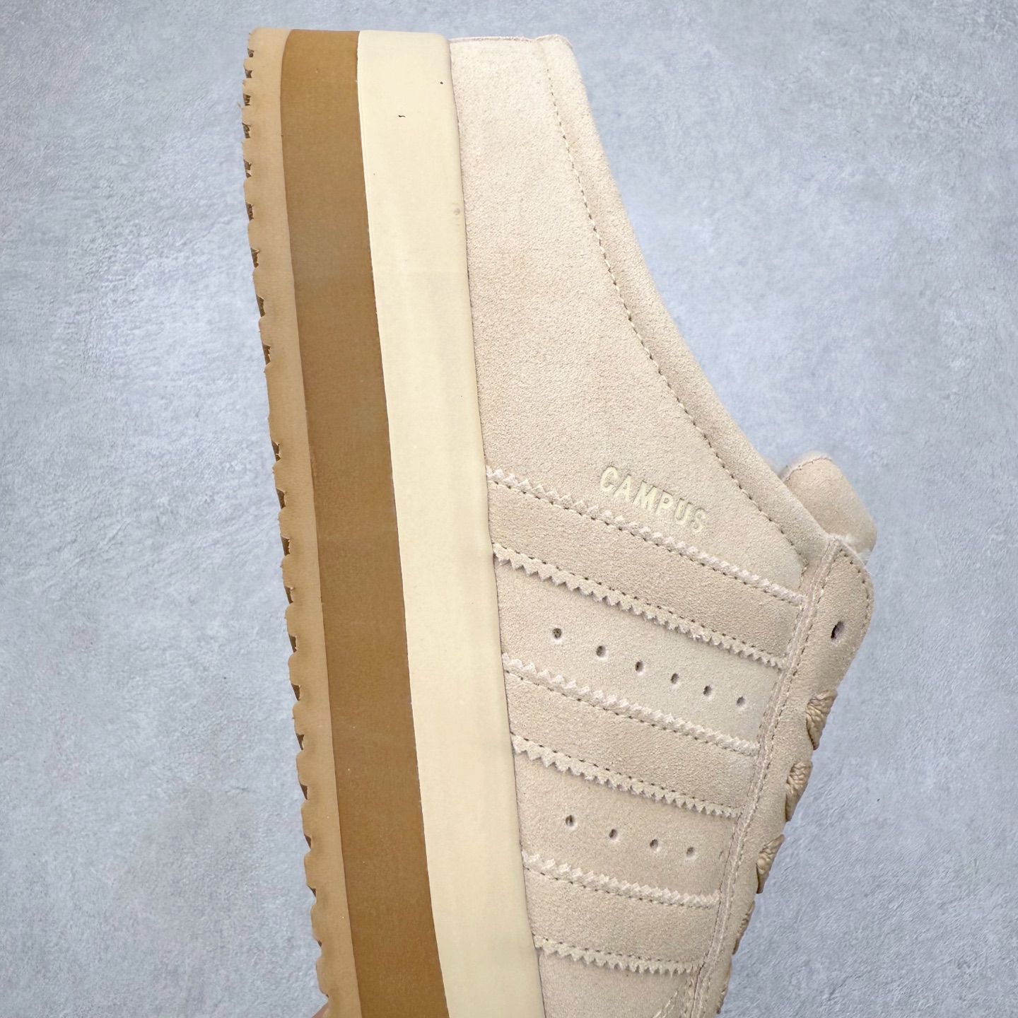 图片[6]-AD Originals CAMPUS 00S 面包鞋经典复古舒适包头拖鞋 实拍调校N版已经零色差零失真 百分百还原实物色彩所见即所得 不存在货不对板色差等低级问题 选购参考实物拍摄 不混卖不参货 只用心做好货严格选品 承诺混一赔十 尺码：36 36.5 37.5 38 38.5 39 40 40.5 41 42 42.5 43 44 44.5 45-选品中心