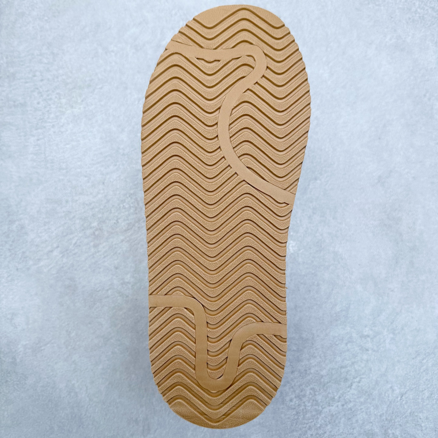 图片[9]-AD Originals CAMPUS 00S 面包鞋经典复古舒适包头拖鞋 实拍调校N版已经零色差零失真 百分百还原实物色彩所见即所得 不存在货不对板色差等低级问题 选购参考实物拍摄 不混卖不参货 只用心做好货严格选品 承诺混一赔十 尺码：36 36.5 37.5 38 38.5 39 40 40.5 41 42 42.5 43 44 44.5 45-选品中心