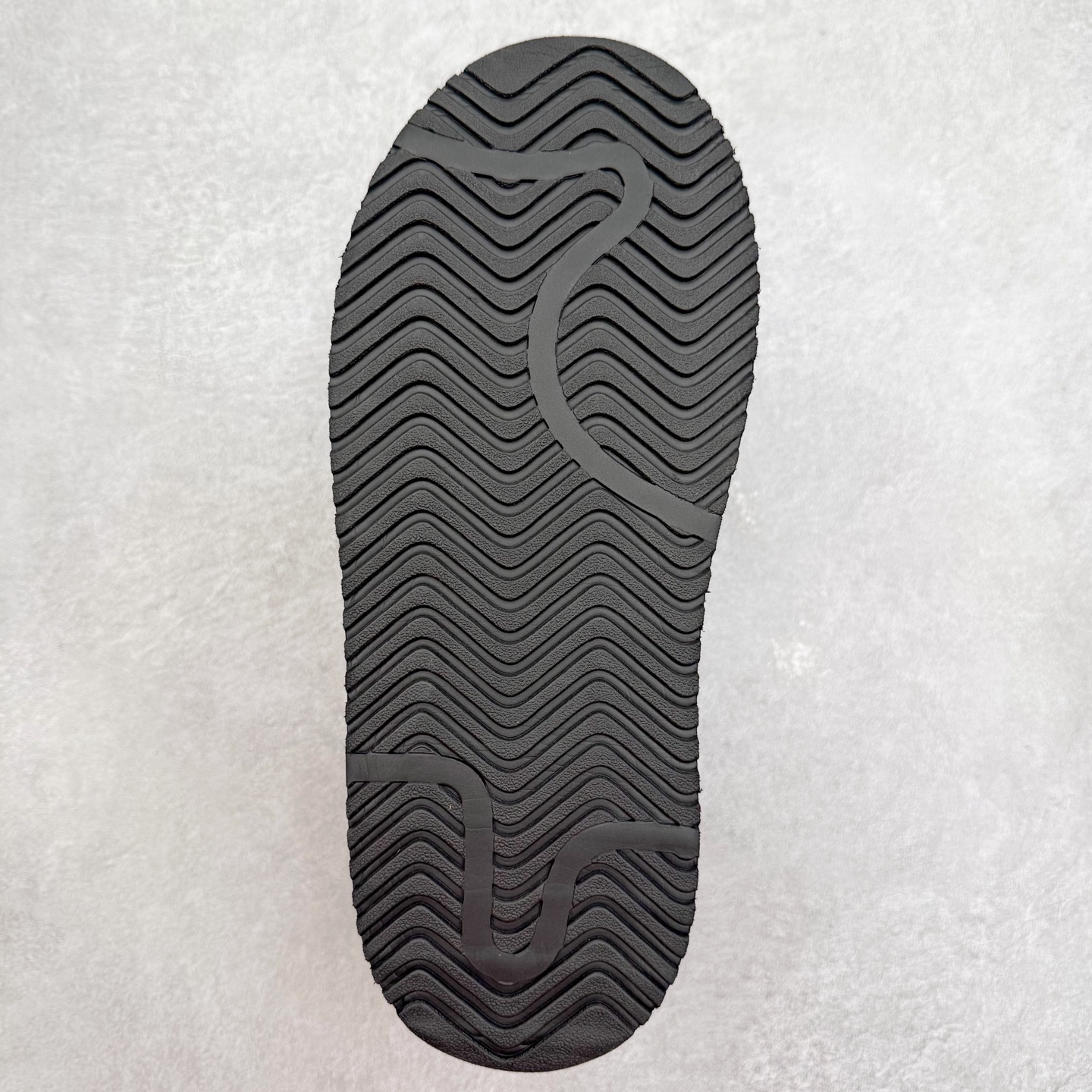 图片[9]-AD Originals CAMPUS 00S 面包鞋经典复古舒适包头拖鞋 实拍调校N版已经零色差零失真 百分百还原实物色彩所见即所得 不存在货不对板色差等低级问题 选购参考实物拍摄 不混卖不参货 只用心做好货严格选品 承诺混一赔十 尺码：36 36.5 37.5 38 38.5 39 40 40.5 41 42 42.5 43 44 44.5 45-选品中心