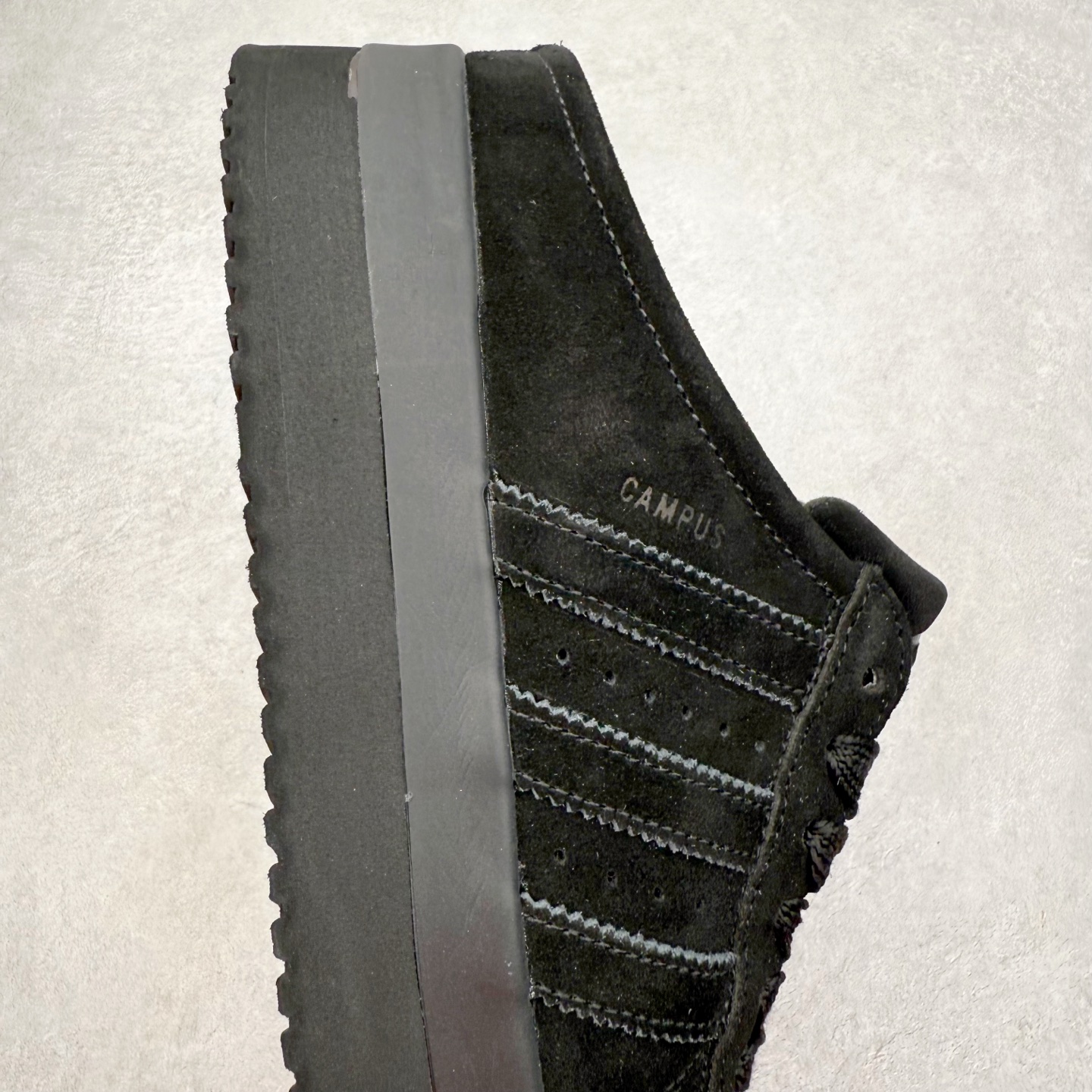 图片[6]-AD Originals CAMPUS 00S 面包鞋经典复古舒适包头拖鞋 实拍调校N版已经零色差零失真 百分百还原实物色彩所见即所得 不存在货不对板色差等低级问题 选购参考实物拍摄 不混卖不参货 只用心做好货严格选品 承诺混一赔十 尺码：36 36.5 37.5 38 38.5 39 40 40.5 41 42 42.5 43 44 44.5 45-选品中心