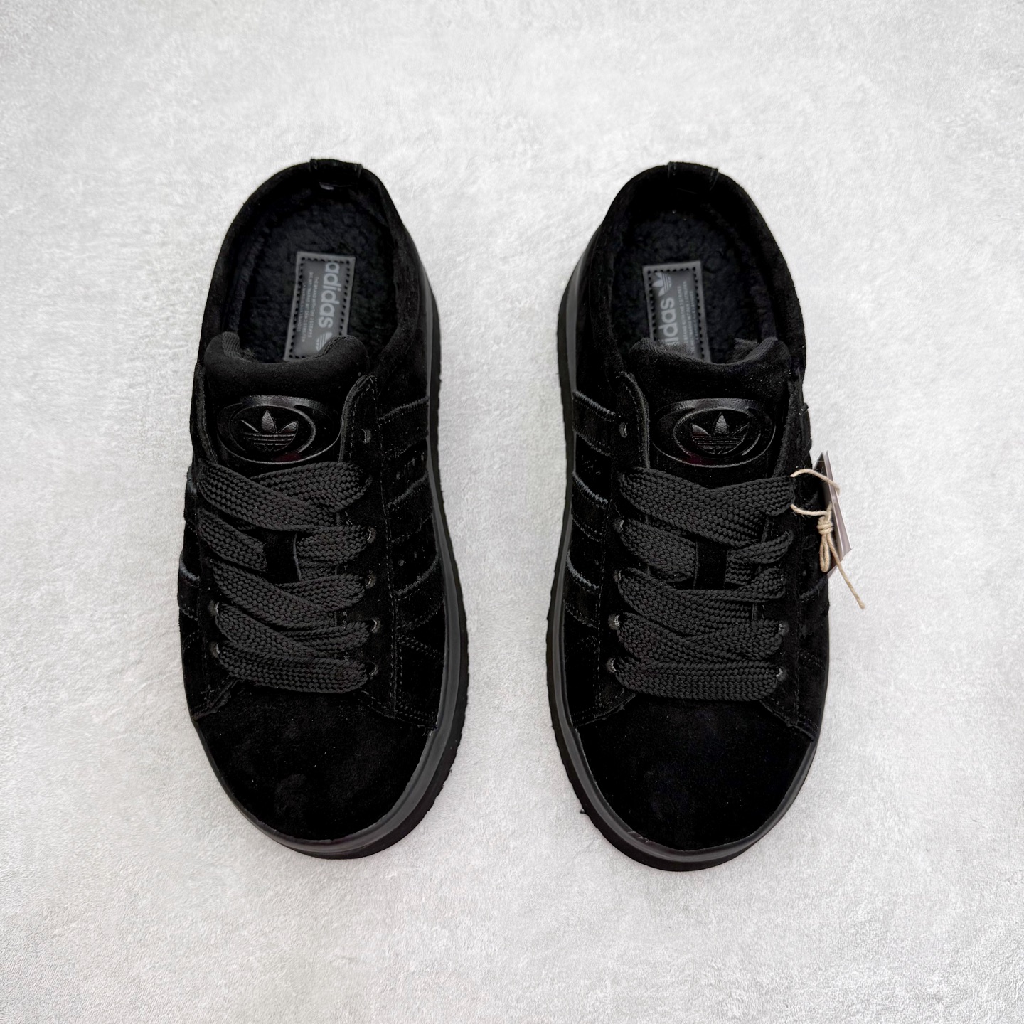 图片[2]-AD Originals CAMPUS 00S 面包鞋经典复古舒适包头拖鞋 实拍调校N版已经零色差零失真 百分百还原实物色彩所见即所得 不存在货不对板色差等低级问题 选购参考实物拍摄 不混卖不参货 只用心做好货严格选品 承诺混一赔十 尺码：36 36.5 37.5 38 38.5 39 40 40.5 41 42 42.5 43 44 44.5 45-选品中心