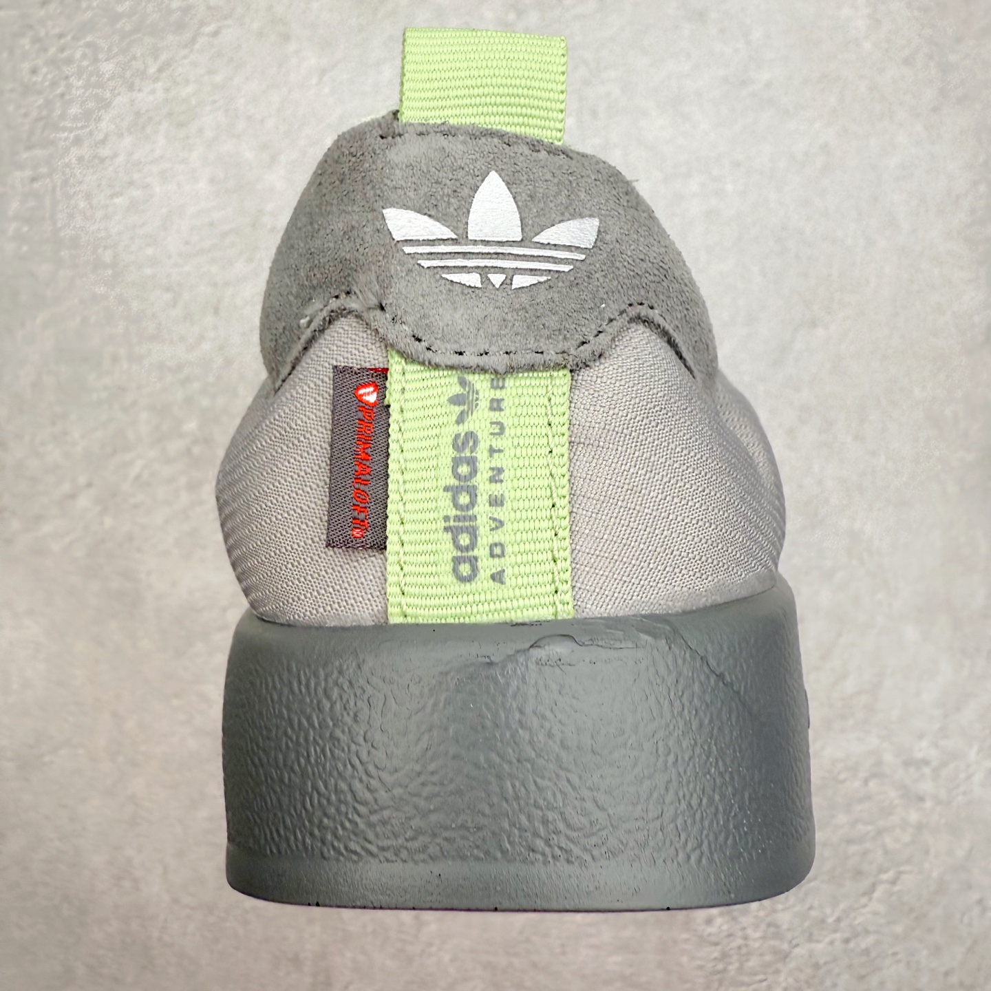 图片[8]-AD Originals Puffylette 一脚蹬袜套防水保暖面包鞋运动鞋 鞋面采用带有柔软内衬的编织材质制成 搭配鞋头显眼的 Three Stripes 图样 鞋跟与鞋垫亦有 Trefoil Logo 往下延伸则是搭载带有品牌标志的中底和橡胶外底 Originals Puffylette 首发配色为黑白主题配色 全新套穿式鞋款 Puffylette 释出 有柔软内衬的编织材质制成 搭配鞋头显眼的 Three Stripes 图样 尺码：28 29 30 31 32 33 34 35 36 37 38 39 40 41 42 43 44 45-选品中心