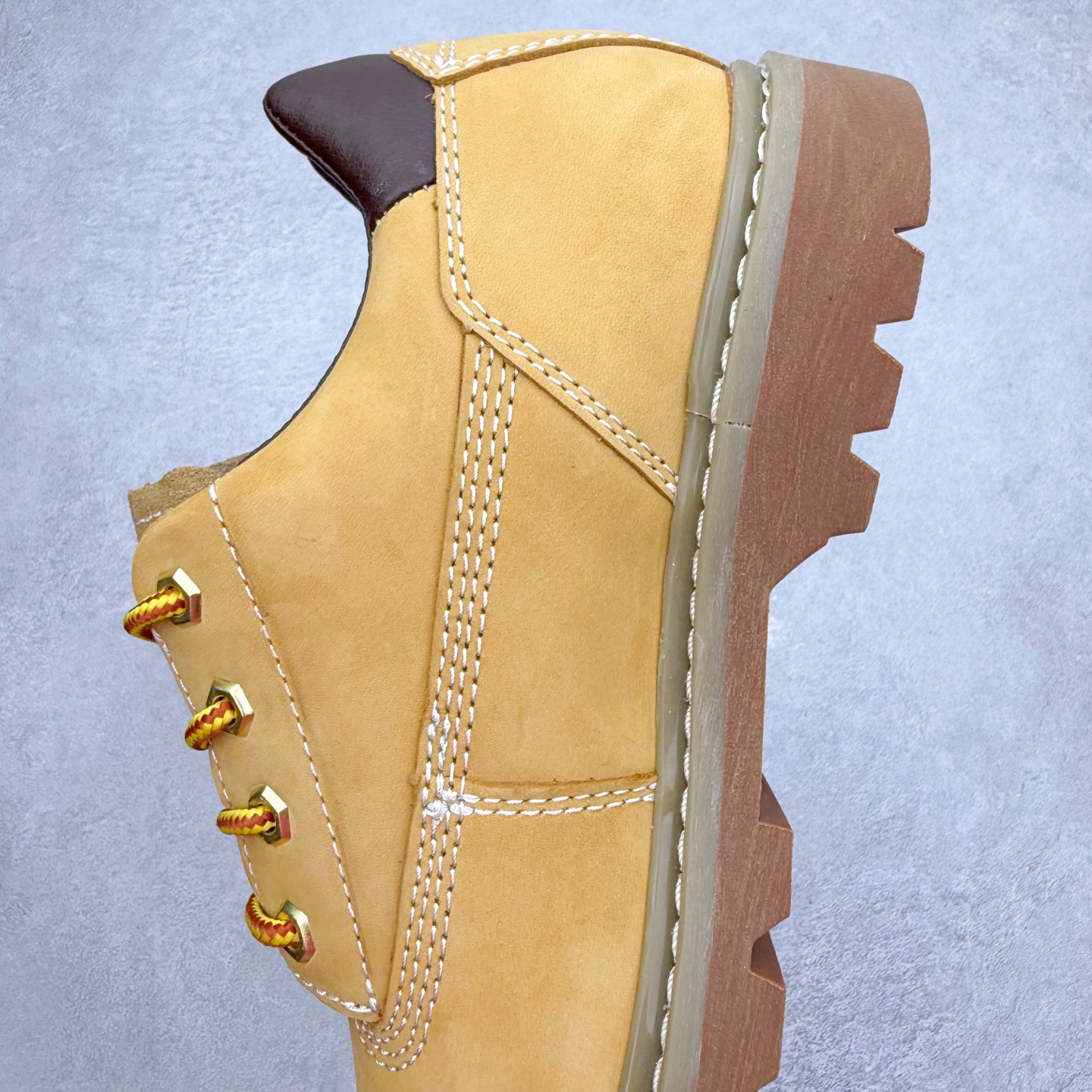 图片[7]-CAT/卡特 硬汉推土机品牌 经典百搭户外低帮休闲马丁靴 广东大厂品质 官网常年主打款 时尚潮流搭配 面料釆用意大利进口磨砂牛皮 全鞋真牛皮材料 大底到五金都是代工厂原材料制作 好货不杀猪 首单质量严格把控 全套官网统一包装 今年冬季防寒户外专用 日常随意搭配 型男必备 货号：P701268 尺码：39 40 41 42 43 44（皮鞋码）-选品中心