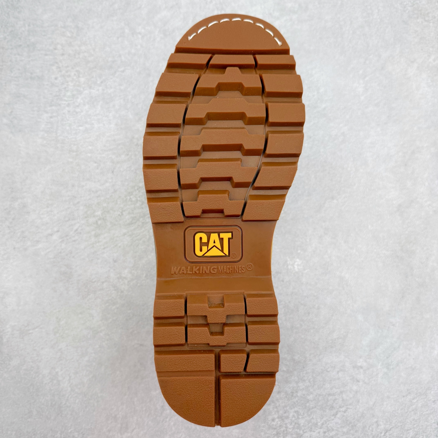 图片[9]-CAT/卡特 硬汉推土机品牌 经典百搭户外低帮休闲马丁靴 广东大厂品质 官网常年主打款 时尚潮流搭配 面料釆用意大利进口磨砂牛皮 全鞋真牛皮材料 大底到五金都是代工厂原材料制作 好货不杀猪 首单质量严格把控 全套官网统一包装 今年冬季防寒户外专用 日常随意搭配 型男必备 货号：P701268 尺码：39 40 41 42 43 44（皮鞋码）-选品中心