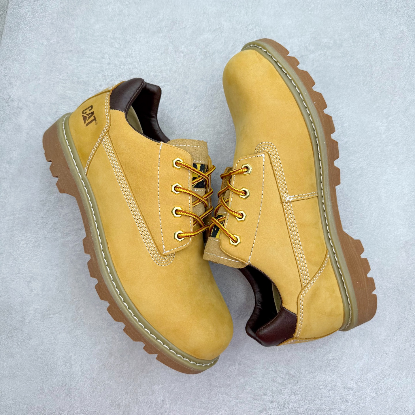 图片[3]-CAT/卡特 硬汉推土机品牌 经典百搭户外低帮休闲马丁靴 广东大厂品质 官网常年主打款 时尚潮流搭配 面料釆用意大利进口磨砂牛皮 全鞋真牛皮材料 大底到五金都是代工厂原材料制作 好货不杀猪 首单质量严格把控 全套官网统一包装 今年冬季防寒户外专用 日常随意搭配 型男必备 货号：P701268 尺码：39 40 41 42 43 44（皮鞋码）-选品中心