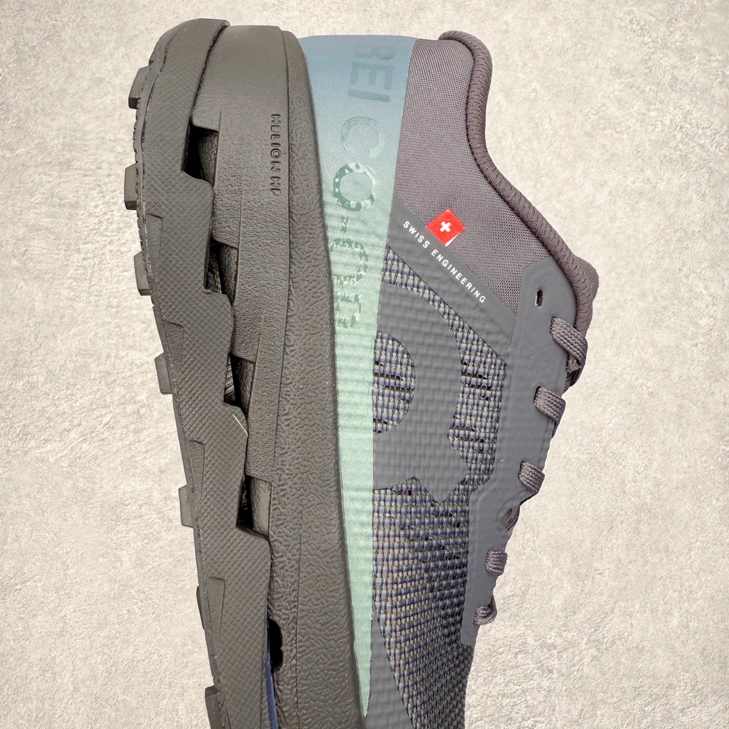 图片[6]-On昂跑 Cloudultra 3 百搭舒适透气低帮跑步鞋 此运动品牌 开创于2010年 缓震着陆、强效回弹、轻柔质感的设计构思始终是ON研制关键 与此同时基于“为全球提供革新性的跑步感受”信念 陆续推出了多款跑鞋及其以专业运动人体跑步工程学为设计关键的功能性跑步服饰设备 让跑者不费力气地畅快畅跑 尺码：36 36.5 37.5 38 38.5 39 40 40.5 41 42 42.5 43 44 44.5 45-选品中心