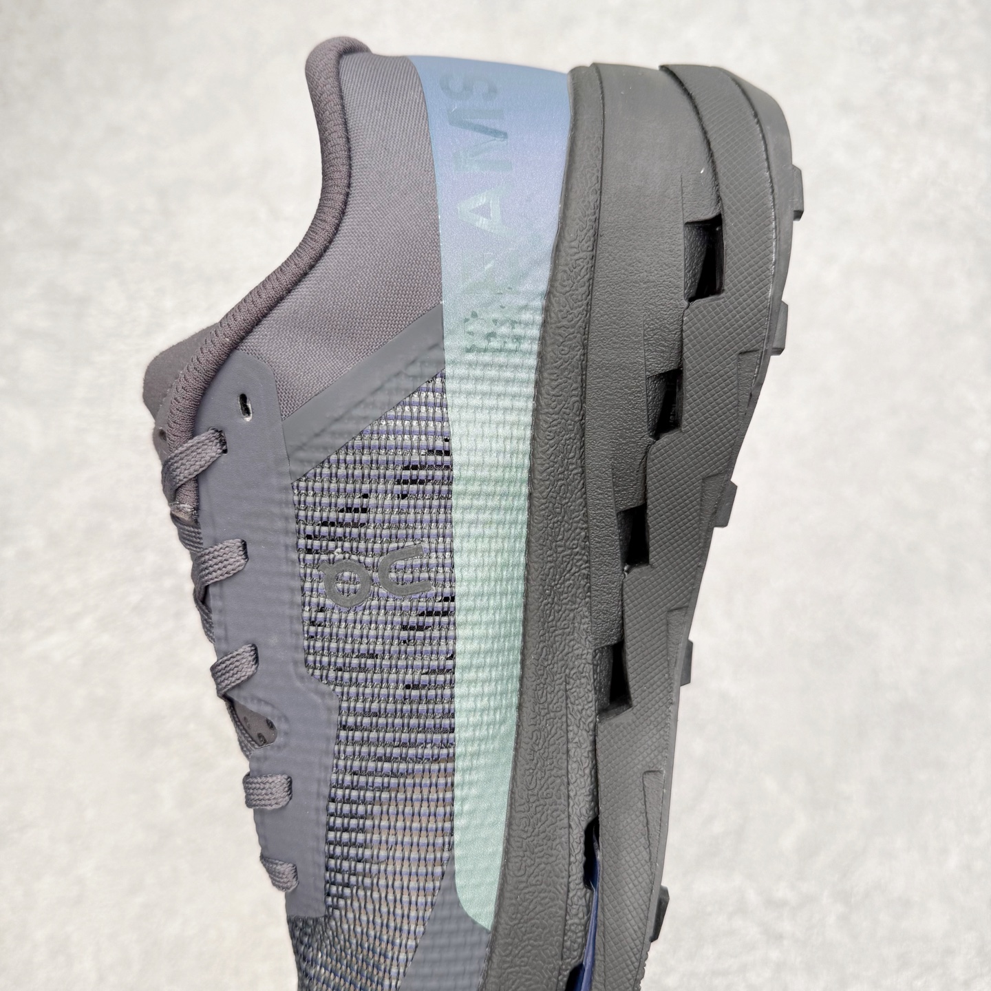 图片[7]-On昂跑 Cloudultra 3 百搭舒适透气低帮跑步鞋 此运动品牌 开创于2010年 缓震着陆、强效回弹、轻柔质感的设计构思始终是ON研制关键 与此同时基于“为全球提供革新性的跑步感受”信念 陆续推出了多款跑鞋及其以专业运动人体跑步工程学为设计关键的功能性跑步服饰设备 让跑者不费力气地畅快畅跑 尺码：36 36.5 37.5 38 38.5 39 40 40.5 41 42 42.5 43 44 44.5 45-选品中心