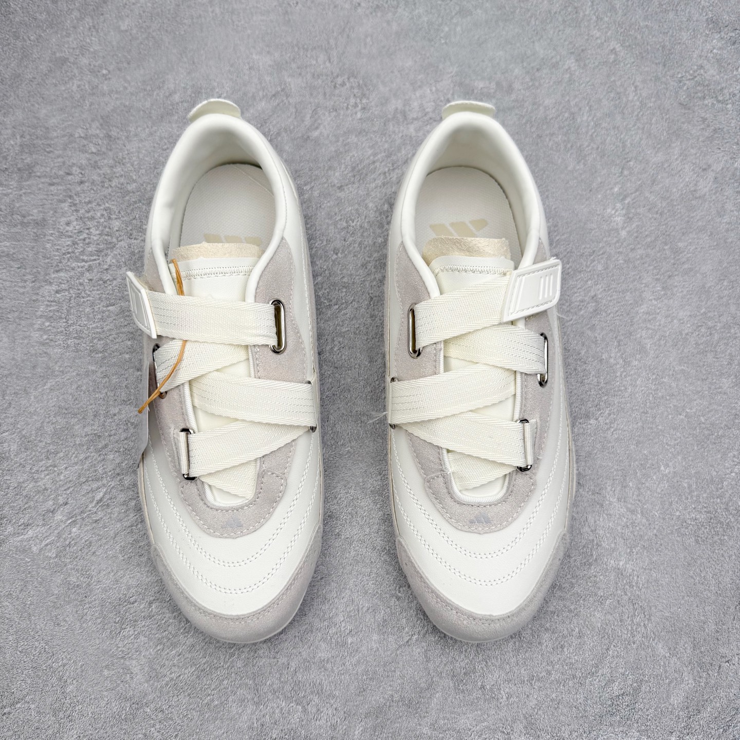 图片[2]-AD FOS URBAN REVERIE 舒适百搭 耐磨 低帮 生活休闲鞋 实拍调校N版已经零色差零失真 百分百还原实物色彩所见即所得 不存在货不对板色差等低级问题 选购参考实物拍摄 不混卖不参货 只用心做好货严格选品 承诺混一赔十 尺码：36 36.5 37.5 38 38.5 39 40 40.5 41 42 42.5 43 44 44.5 45-选品中心