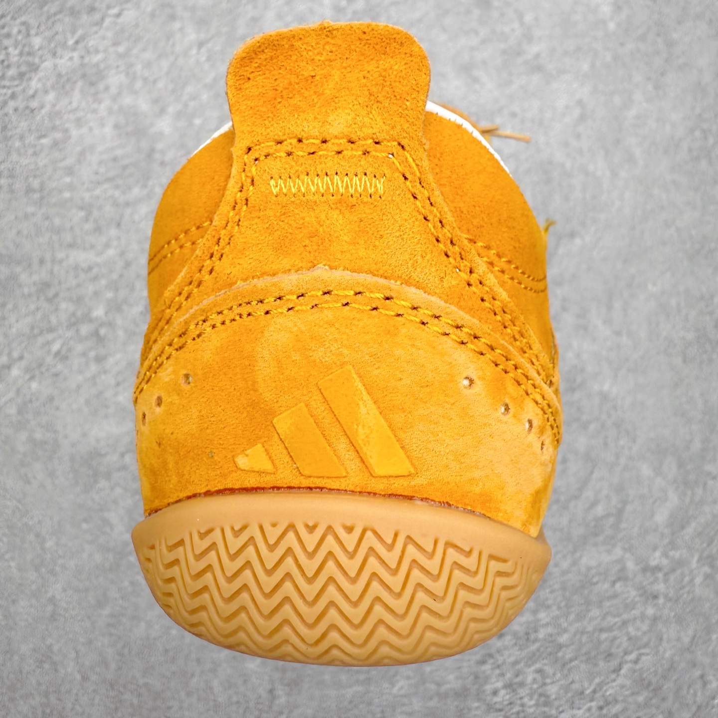 图片[8]-AD FOS URBAN REVERIE 舒适百搭 耐磨 低帮 生活休闲鞋 实拍调校N版已经零色差零失真 百分百还原实物色彩所见即所得 不存在货不对板色差等低级问题 选购参考实物拍摄 不混卖不参货 只用心做好货严格选品 承诺混一赔十 尺码：36 36.5 37.5 38 38.5 39 40 40.5 41 42 42.5 43 44 44.5 45-选品中心