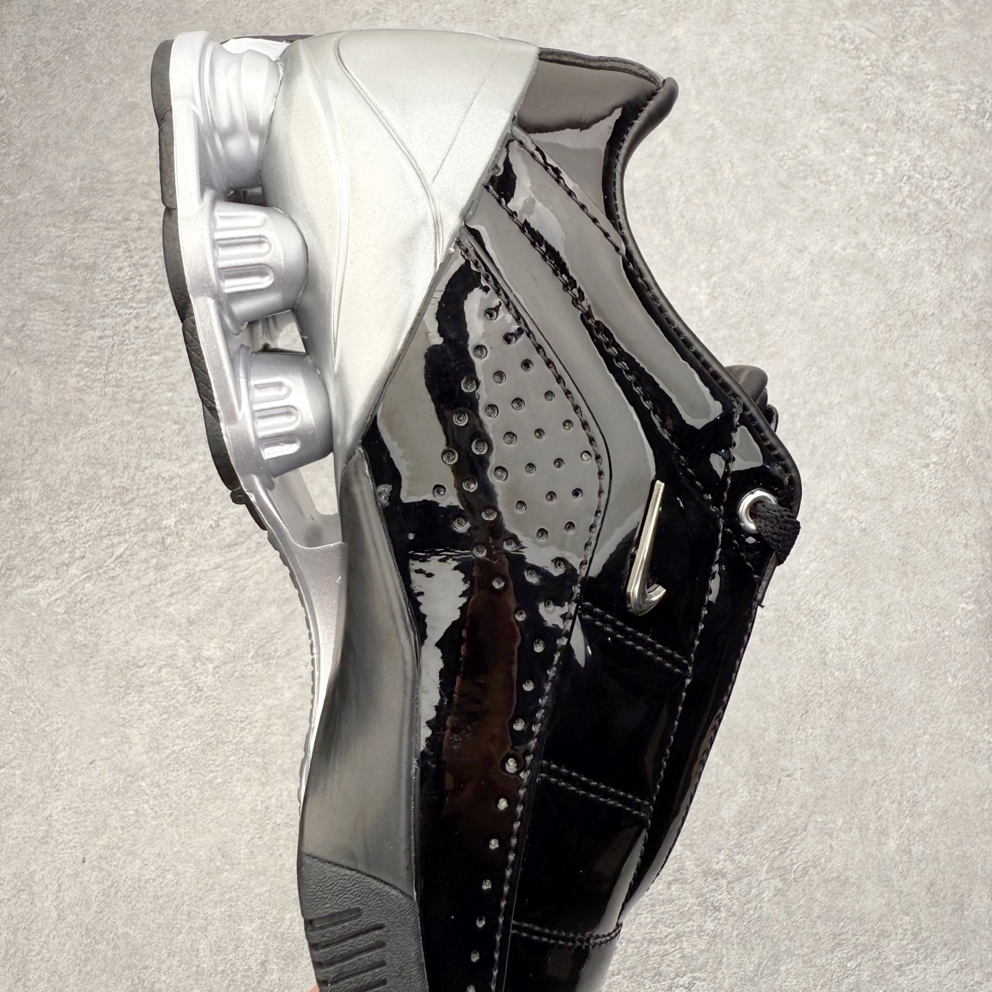 图片[6]-NK Total 90 Shox Secutor Magia 百搭舒适 耐磨 足球鞋 实拍调校N版已经零色差零失真 百分百还原实物色彩所见即所得 不存在货不对板色差等低级问题 选购参考实物拍摄 不混卖不参货 只用心做好货严格选品 承诺混一赔十 尺码：36 36.5 37.5 38 38.5 39 40 40.5 41 42 42.5 43 44 44.5 45-选品中心