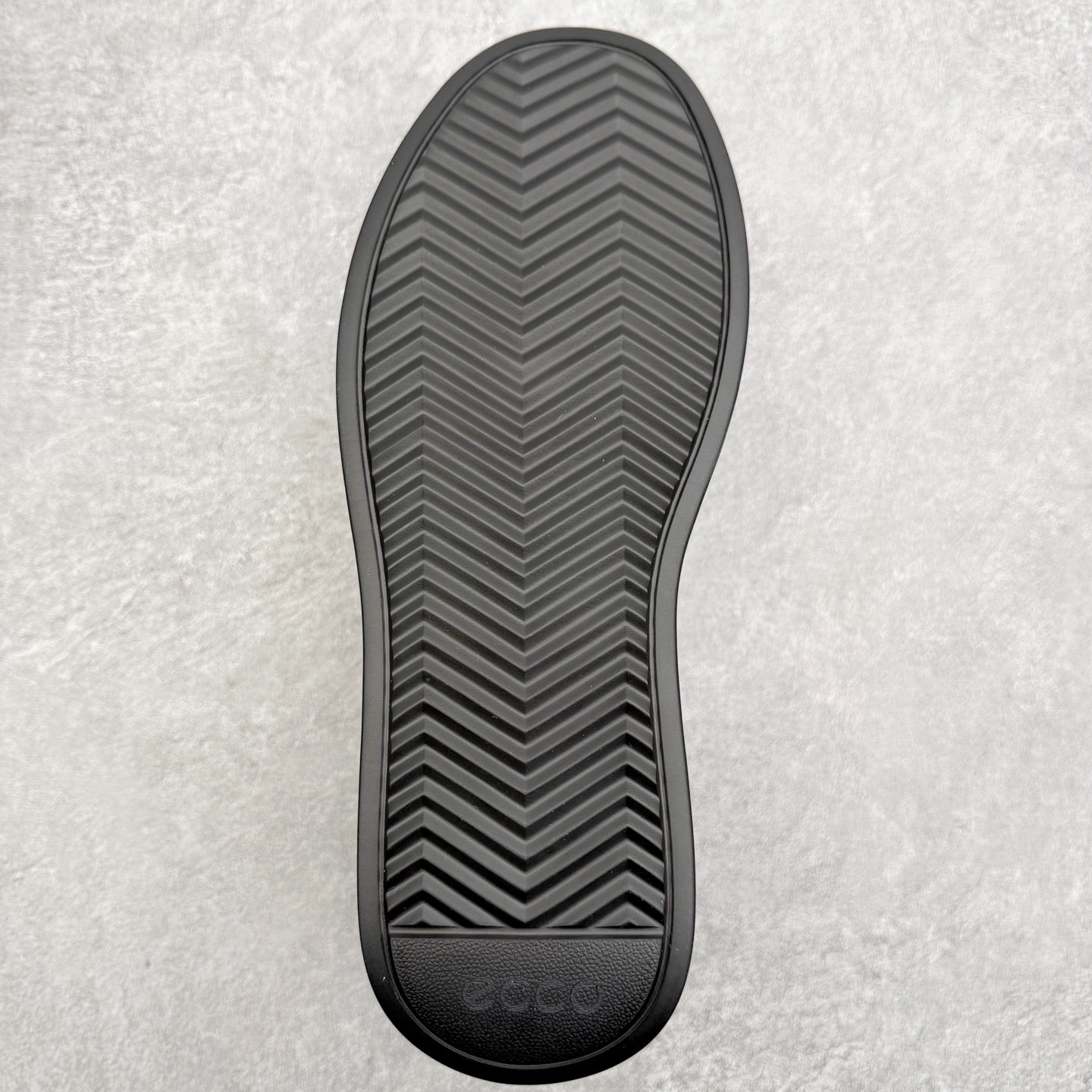 图片[9]-ECCO爱步男士休闲小白鞋 简单耐看清爽版型 百搭休闲板鞋 柔酷7号系列 鞋面采用进口小牛皮+透气头层猪皮内里 时尚个性 出街有型 简约系带设计 可自由调节松紧 鞋底采用高端顶级TPR环保科技材料 磨具贴合鞋底给你不一样的缓力性能 舒适 增强运动性 高端大气时尚不失稳重 休闲百搭 简约利落 尺码：38 39 40 41 42 43 44（皮鞋码）-选品中心