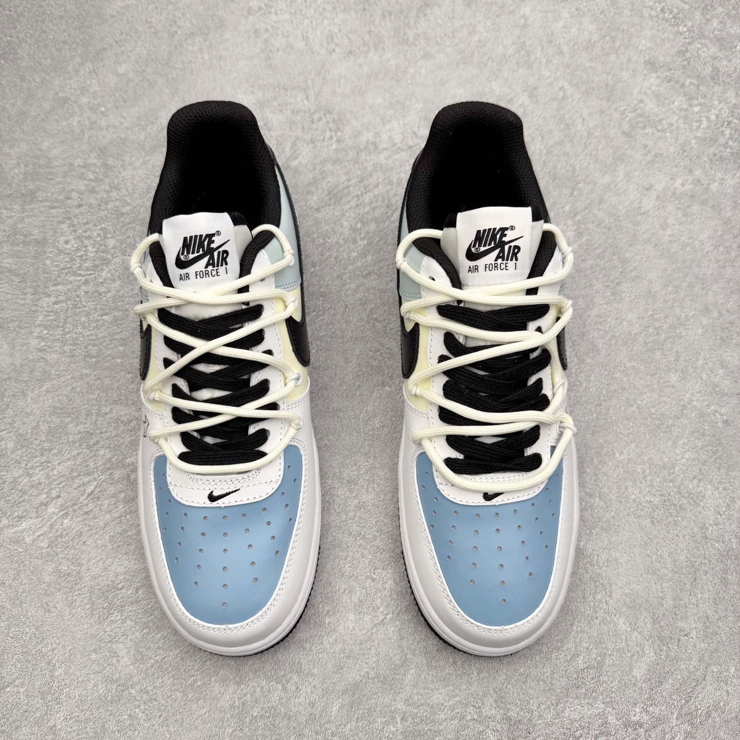 图片[2]-＃福利特价 NK Air Force 1´07 Low 空军一号低帮百搭休闲运动板鞋 柔软、弹性十足的缓震性能和出色的中底设计 横跨复古与现代的外型结合 造就出风靡全球 三十多年的Force 1 直到今天还深受青睐 尺码：36 36.5 37.5 38 38.5 39 40 40.5 41 42 42.5 43 44 44.5 45-选品中心