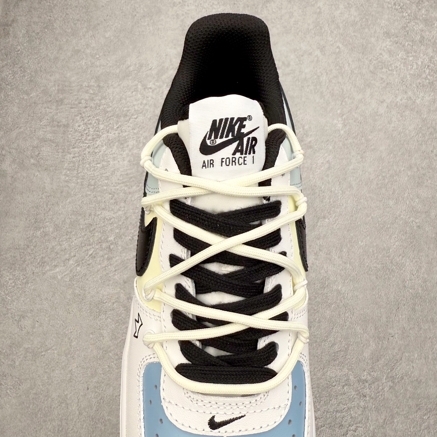 图片[5]-＃福利特价 NK Air Force 1´07 Low 空军一号低帮百搭休闲运动板鞋 柔软、弹性十足的缓震性能和出色的中底设计 横跨复古与现代的外型结合 造就出风靡全球 三十多年的Force 1 直到今天还深受青睐 尺码：36 36.5 37.5 38 38.5 39 40 40.5 41 42 42.5 43 44 44.5 45-选品中心