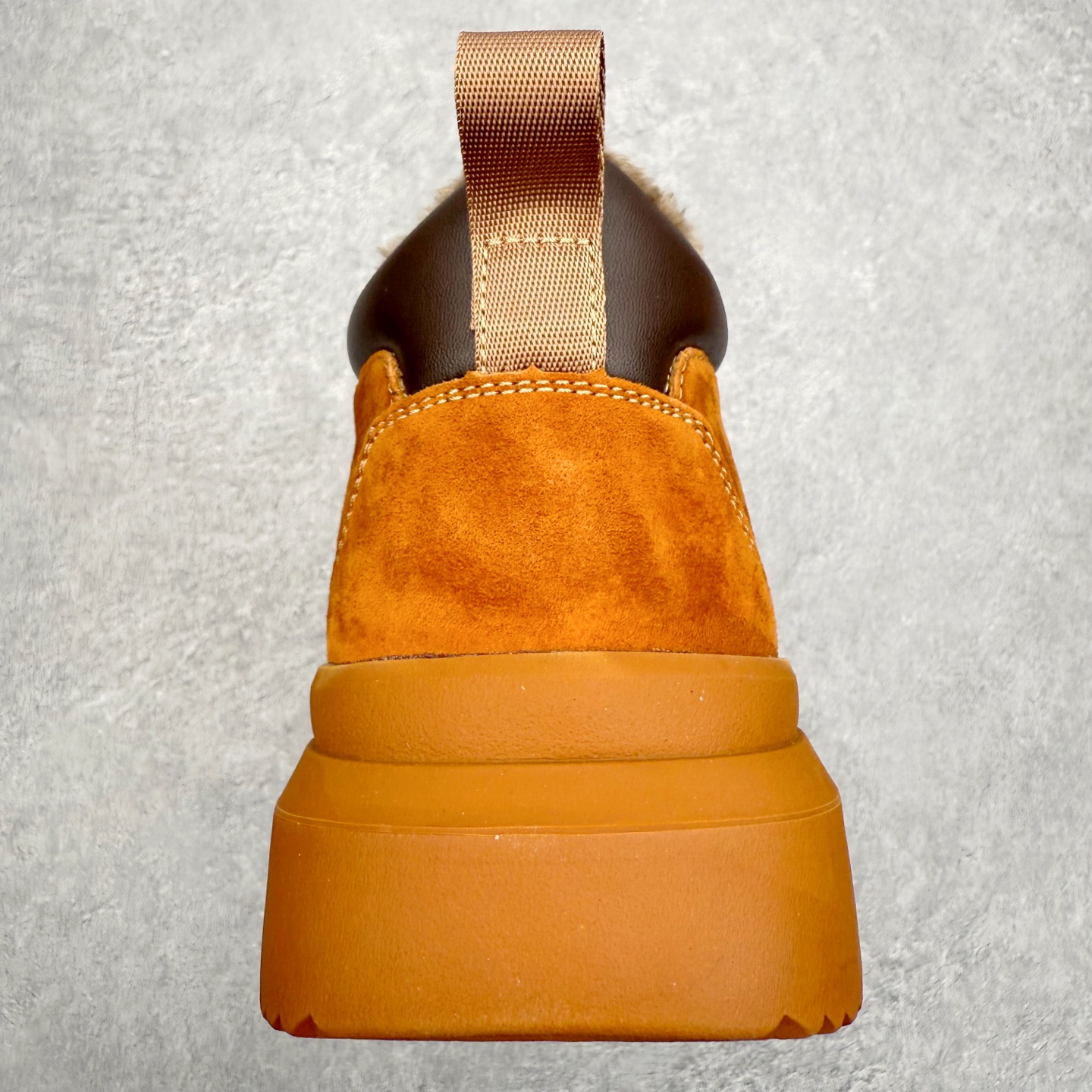 图片[8]-UGG Tasman Weather Hybrid 塔斯曼混合系列轻量休闲鞋 美国UGG秋冬新品（毛绒一体内里🔥保暖锁热）秋冬必备 户外男士高帮休闲马丁靴雪地靴系列 广东大厂品质 秋冬新款 时尚潮流搭配 面料釆用意大利进口磨砂牛皮 全鞋真牛皮材料 大底到五金都是代工厂原材料制作 好货不杀猪 首单质量严格把控 全套官网统一包装 今年冬季防寒户外专用产品 日常随意搭配 型男必备‼尺码：38-44-选品中心