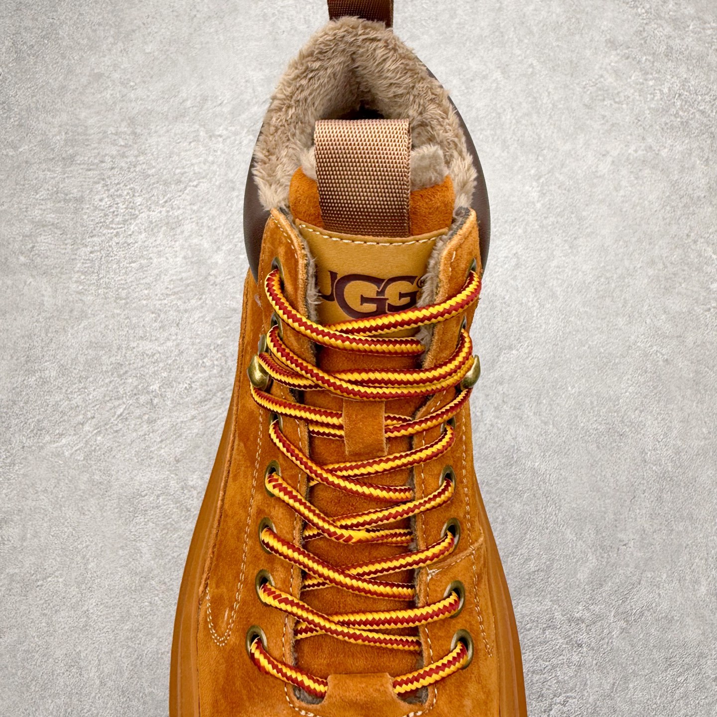 图片[5]-UGG Tasman Weather Hybrid 塔斯曼混合系列轻量休闲鞋 美国UGG秋冬新品（毛绒一体内里🔥保暖锁热）秋冬必备 户外男士高帮休闲马丁靴雪地靴系列 广东大厂品质 秋冬新款 时尚潮流搭配 面料釆用意大利进口磨砂牛皮 全鞋真牛皮材料 大底到五金都是代工厂原材料制作 好货不杀猪 首单质量严格把控 全套官网统一包装 今年冬季防寒户外专用产品 日常随意搭配 型男必备‼尺码：38-44-选品中心