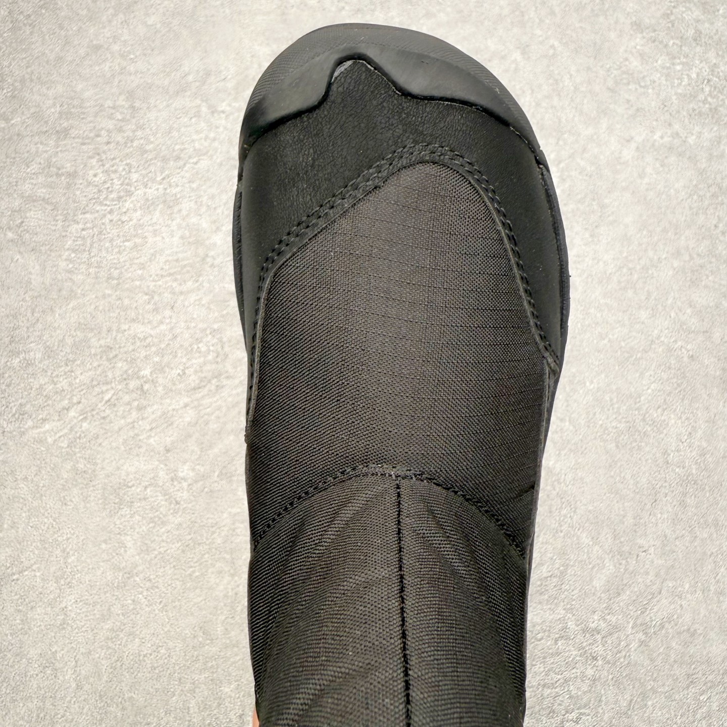 图片[4]-KEEN HOOD NXIS PULL ON WP 科恩保暖耐磨 时尚舒适 短筒 雪地靴 KEEN诞生于2003年的美国人气户外品牌，以一双“保护脚趾”且能涉足水域的户外凉鞋NEWPORT诞生为契机，开启原创制鞋之路。KEEN相信，天空之下即是户外，因为户外不一定是极具挑战性的独自冒险，也可以是与朋友、家人和宠物一同分享外面的世界。同时，KEEN从诞生之初便始终贯彻环保制鞋的理念，不断创造出优秀的原创奇履。脚踏实地，致力向善。我们想和世界产生更多交集为世界减少更多负担，和你趣户外、趣做自己、趣环保让地球和生活都变得更美好。尺码：36 36.5 37.5 38 38.5 39-选品中心