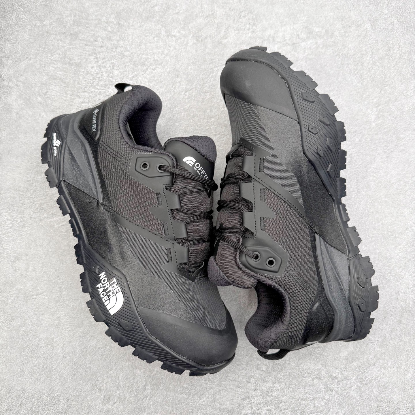 图片[3]-KEEN HOOD NXIS PULL ON WP 保暖耐磨 时尚舒适 短筒 雪地靴 KEEN诞生于2003年的美国人气户外品牌，以一双“保护脚趾”且能涉足水域的户外凉鞋NEWPORT诞生为契机，开启原创制鞋之路。KEEN相信，天空之下即是户外，因为户外不一定是极具挑战性的独自冒险，也可以是与朋友、家人和宠物一同分享外面的世界。同时，KEEN从诞生之初便始终贯彻环保制鞋的理念，不断创造出优秀的原创奇履。脚踏实地，致力向善。我们想和世界产生更多交集为世界减少更多负担，和你趣户外、趣做自己、趣环保让地球和生活都变得更美好。尺码：36 36.5 37.5 38 38.5 39-选品中心