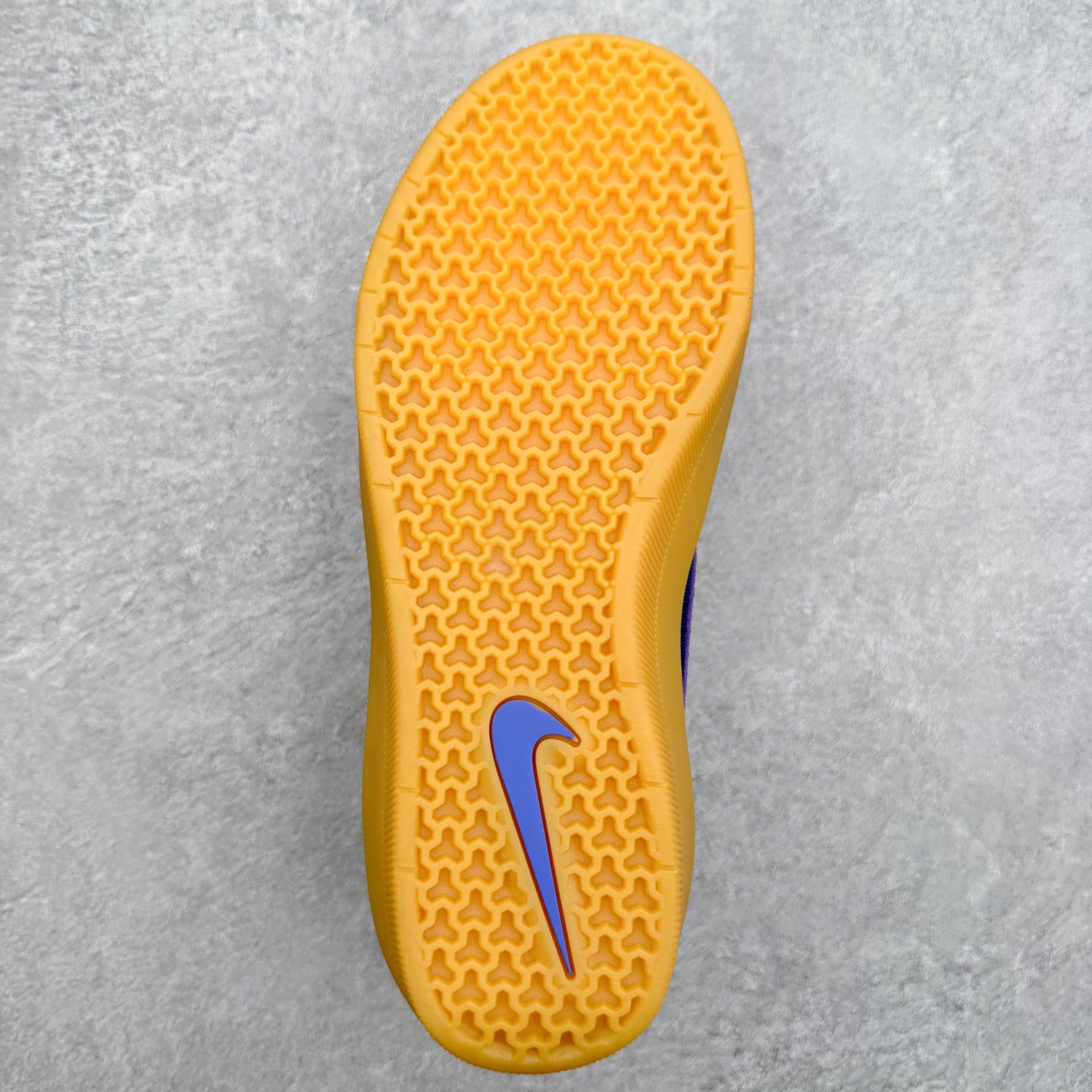 图片[9]-NK SB Force 58 空军58系列低帮休闲运动滑板板鞋 鞋面由帆布和麂皮拼接 层次感丰富 搭配硫化外底 耐磨耐穿 鞋舌及中底后跟处饰有SB Logo 表明鞋款身份 采用包边设计 经久耐穿 硫化结构则有效提升灵活性 穿上这款全新推出的创意力作 助你耀动街头 尺码：36 36.5 37.5 38 38.5 39 40 40.5 41 42 42.5 43 44 45-选品中心