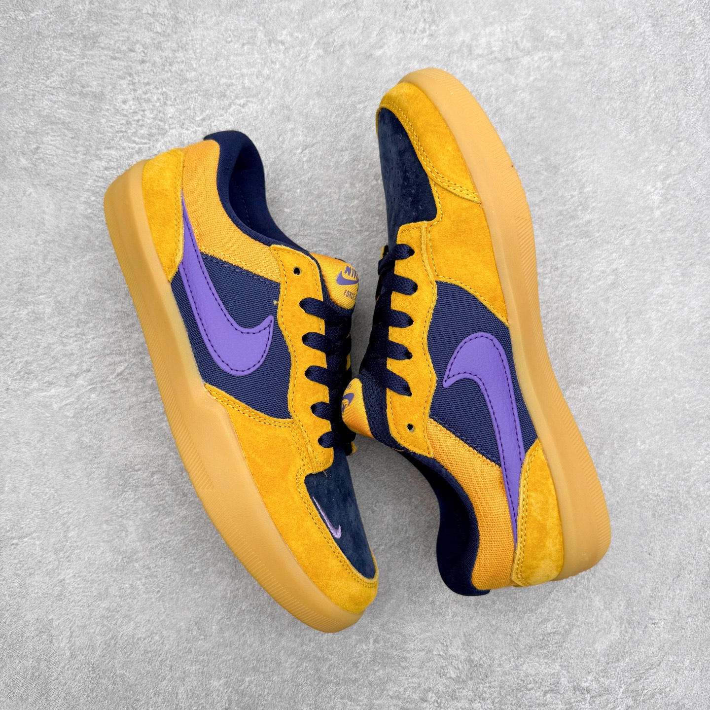 图片[3]-NK SB Force 58 空军58系列低帮休闲运动滑板板鞋 鞋面由帆布和麂皮拼接 层次感丰富 搭配硫化外底 耐磨耐穿 鞋舌及中底后跟处饰有SB Logo 表明鞋款身份 采用包边设计 经久耐穿 硫化结构则有效提升灵活性 穿上这款全新推出的创意力作 助你耀动街头 尺码：36 36.5 37.5 38 38.5 39 40 40.5 41 42 42.5 43 44 45-选品中心