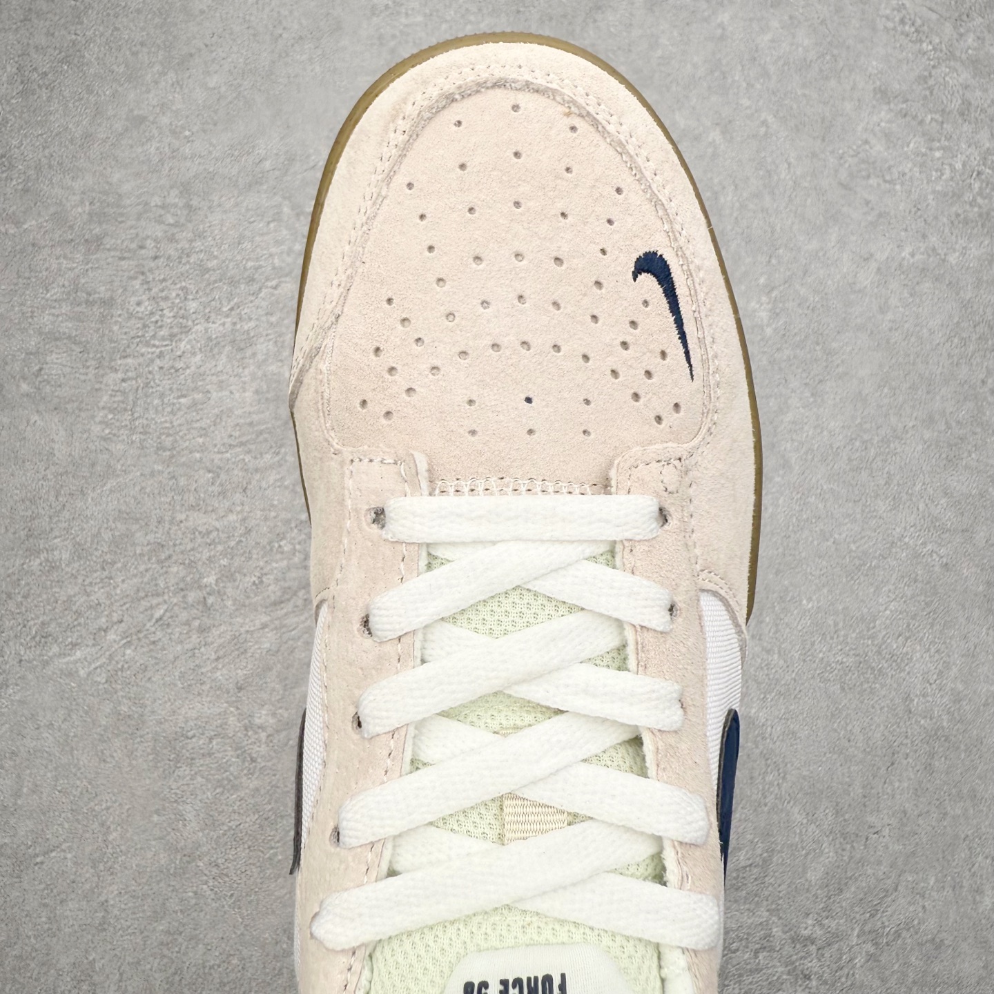 图片[4]-NK SB Force 58 空军58系列低帮休闲运动滑板板鞋 鞋面由帆布和麂皮拼接 层次感丰富 搭配硫化外底 耐磨耐穿 鞋舌及中底后跟处饰有SB Logo 表明鞋款身份 采用包边设计 经久耐穿 硫化结构则有效提升灵活性 穿上这款全新推出的创意力作 助你耀动街头 尺码：36 36.5 37.5 38 38.5 39 40 40.5 41 42 42.5 43 44 45-选品中心